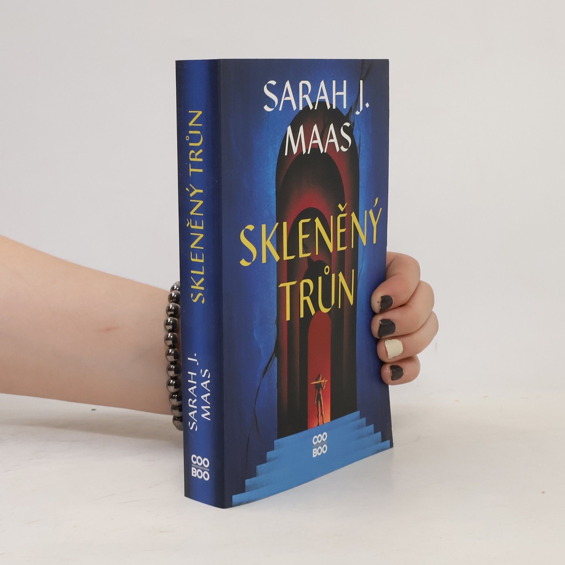 Sarah J. Maas Skleněný trůn