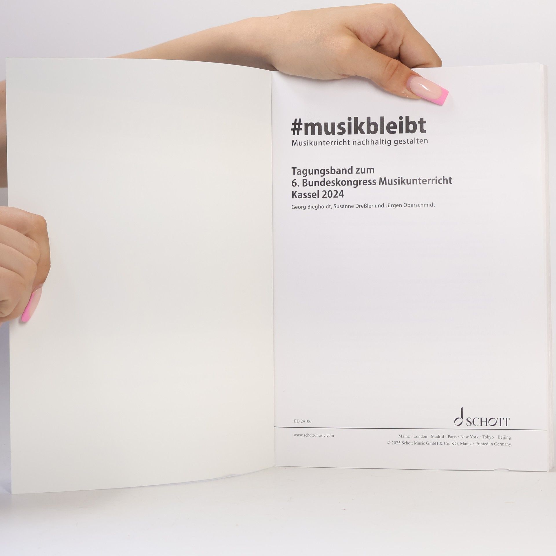 Georg Biegholdt Musikwissenschaft: #Musik bleibt