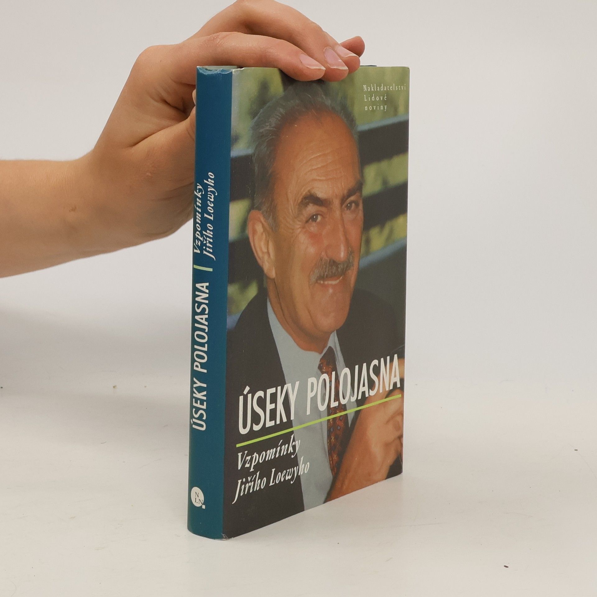 Jiří Loewy Úseky polojasna