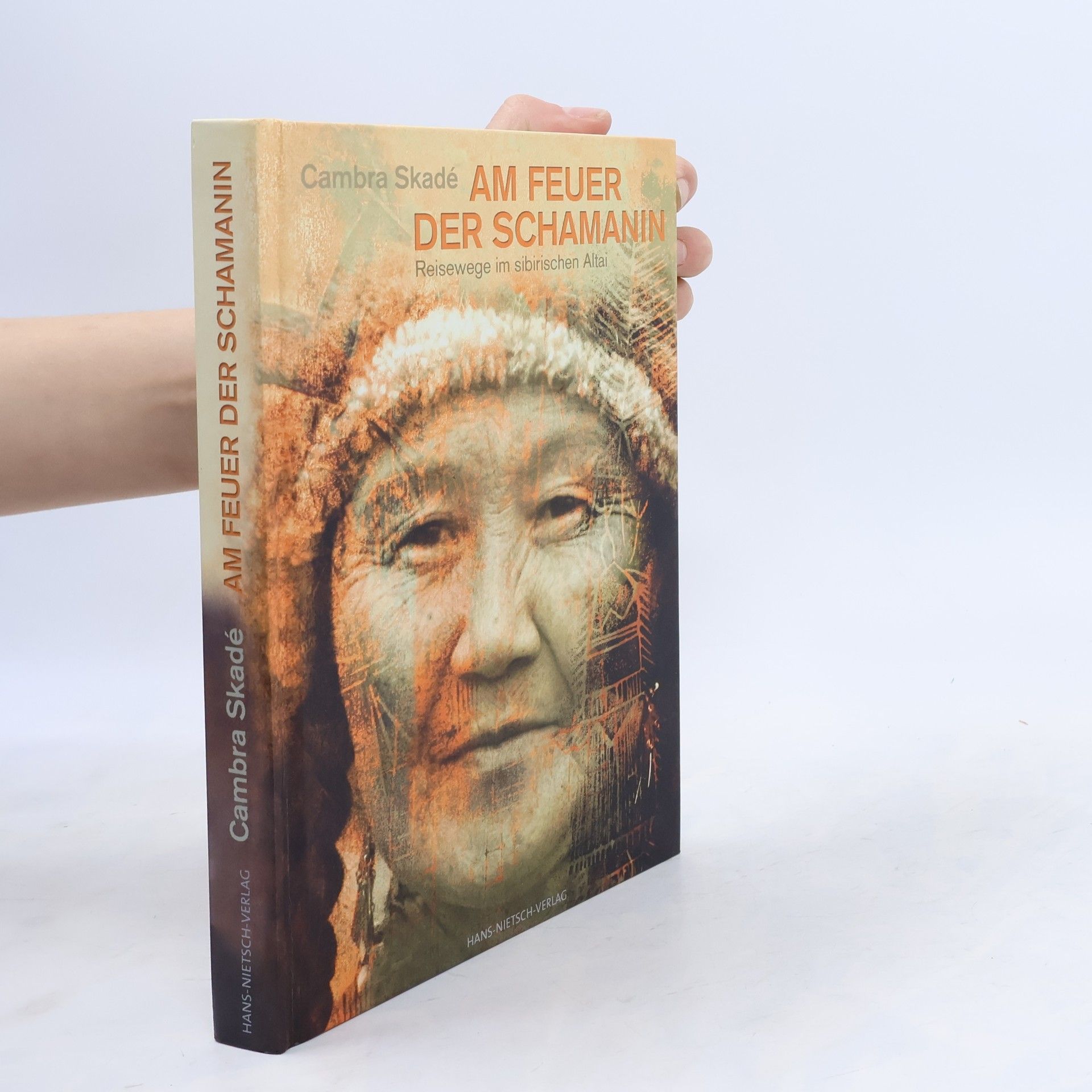 Am Feuer der Schamanin
