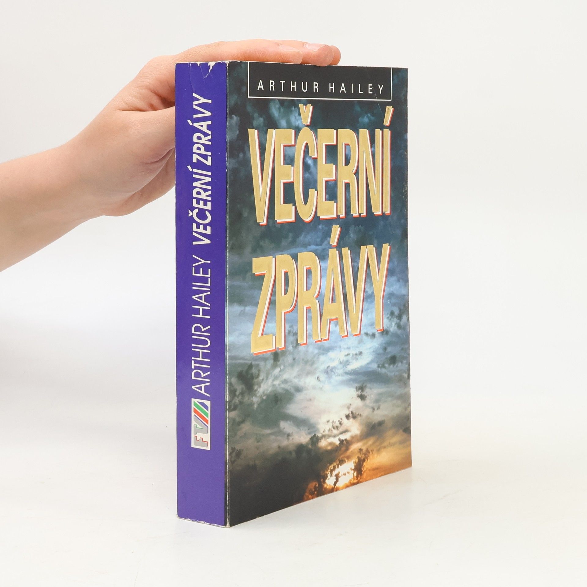 Arthur Hailey Večerní zprávy