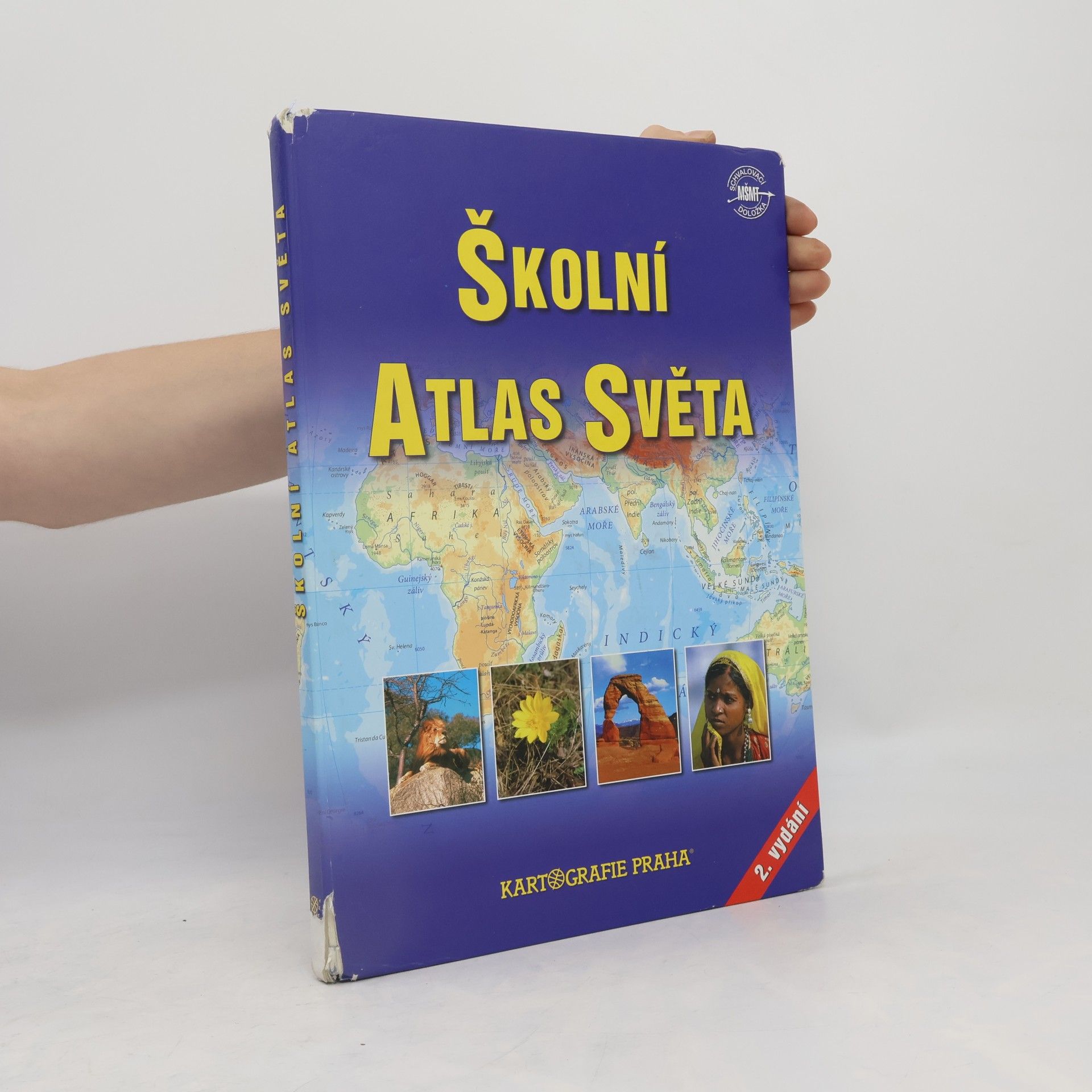 Autorenkollektiv Školní atlas světa