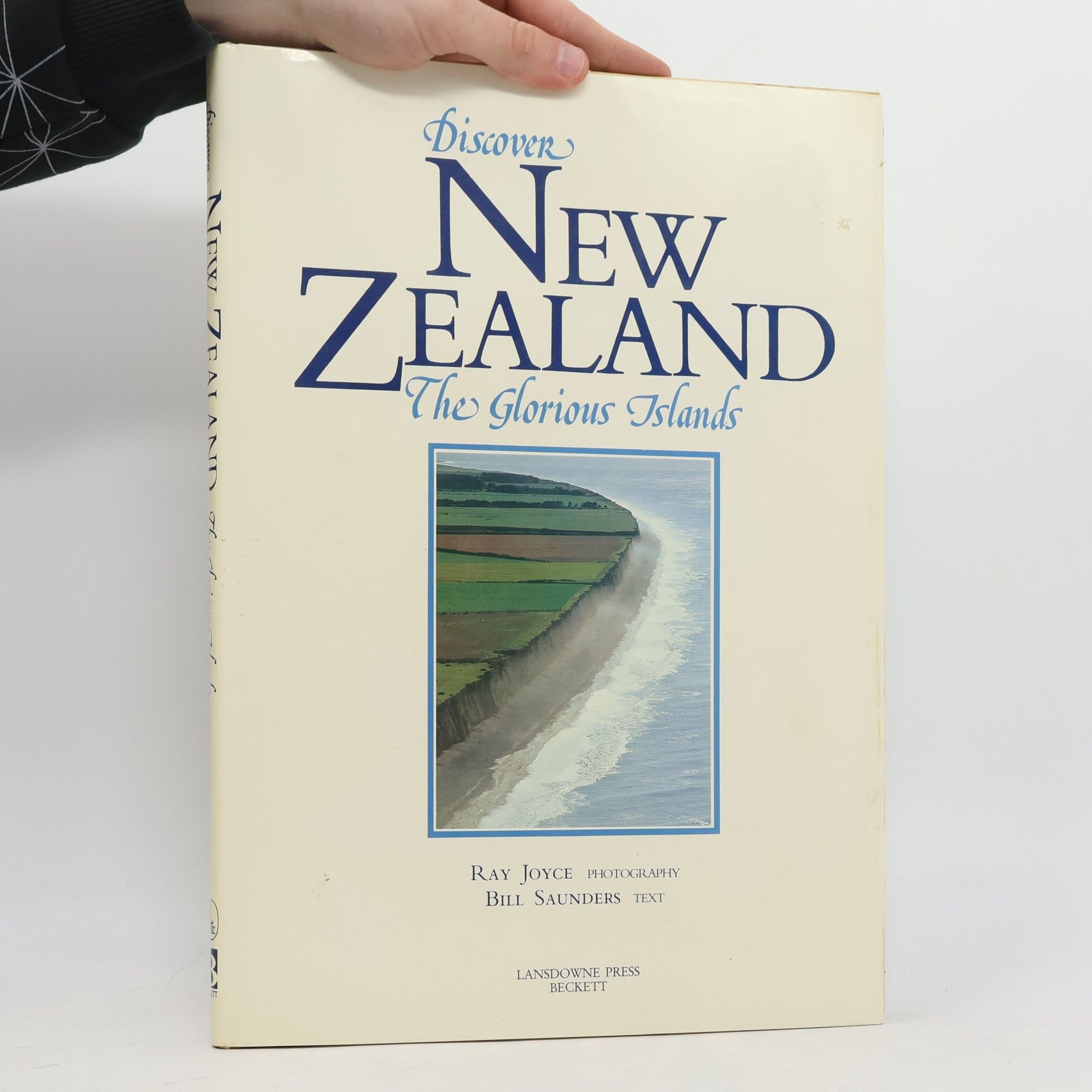Bill Saunders Discover New Zealand