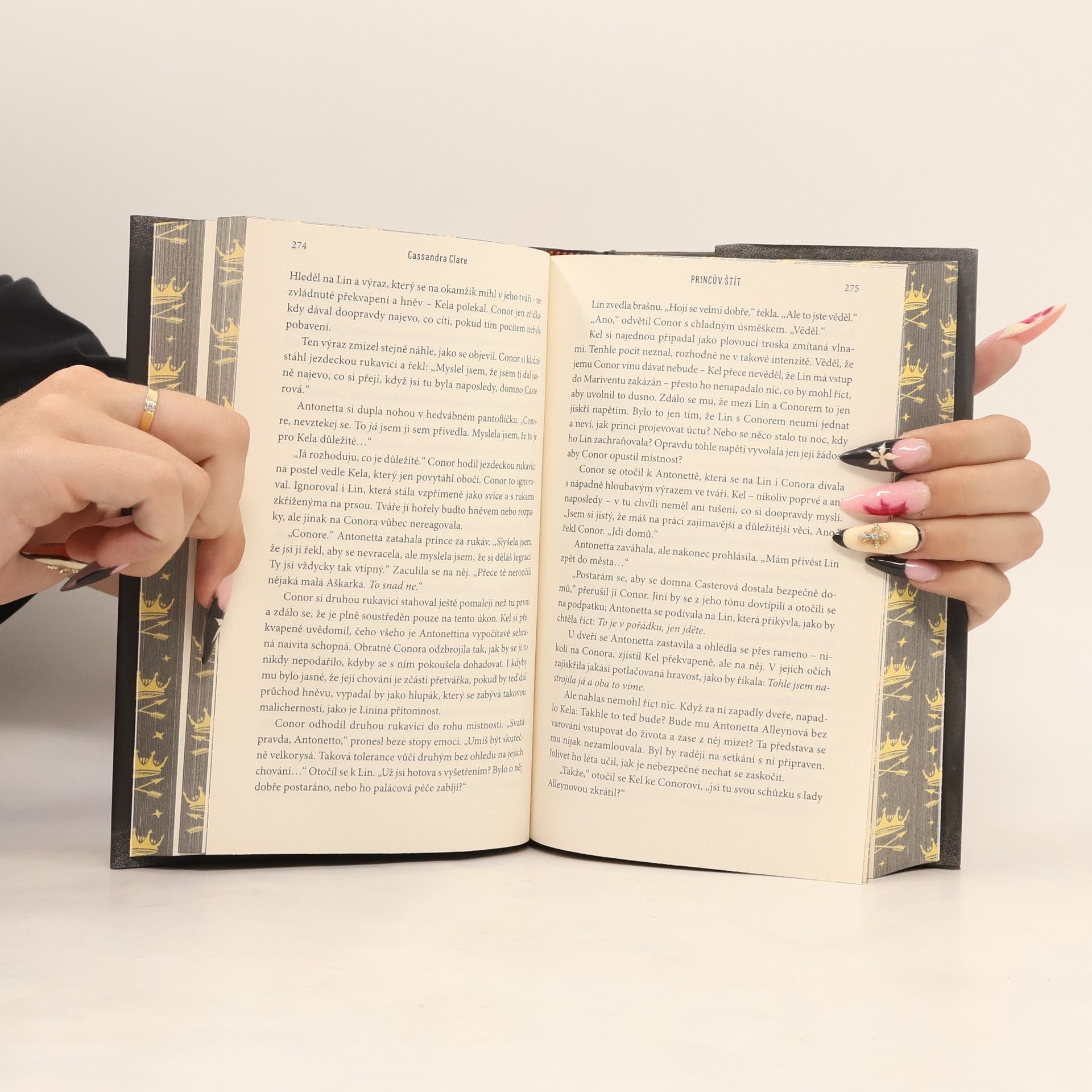 Cassandra Clare Princův štít (limitovaná edice)