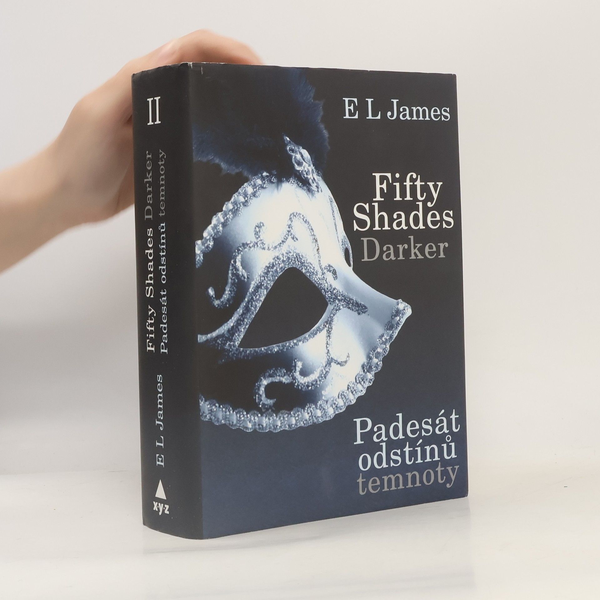 E. L. James Padesát odstínů temnoty