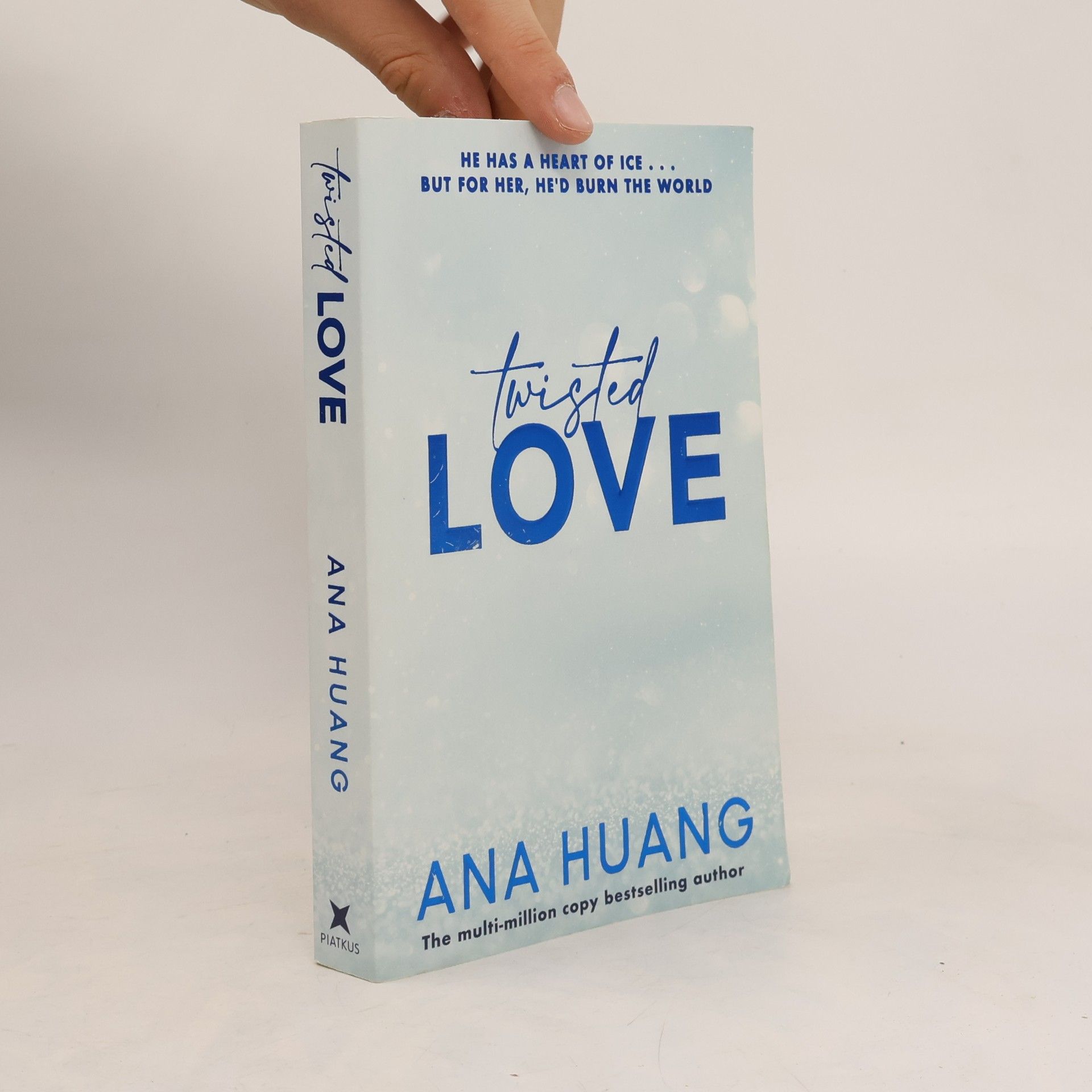 Ana Huang Twisted love. Twisted book one