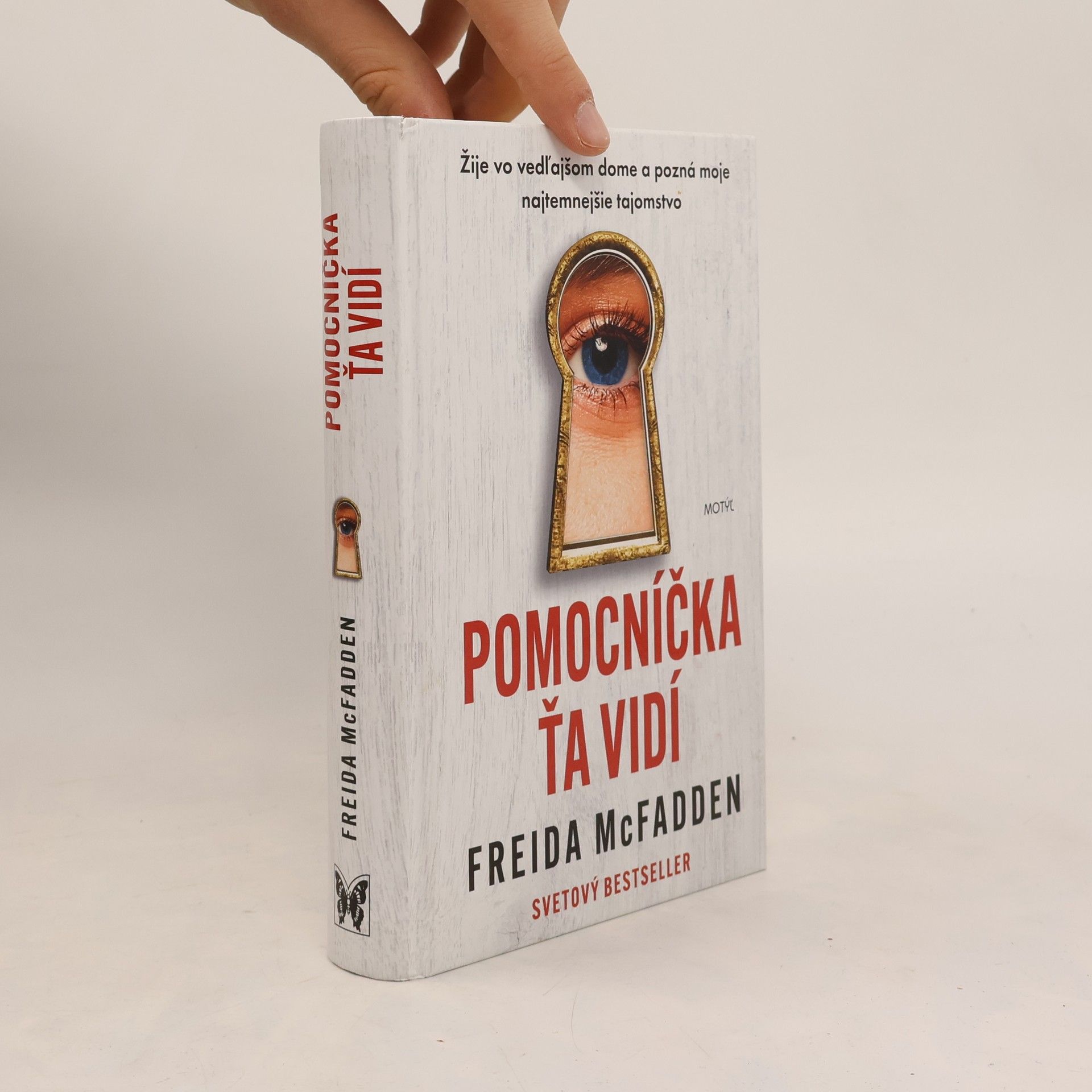 Freida McFadden Pomocníčka ťa vidí