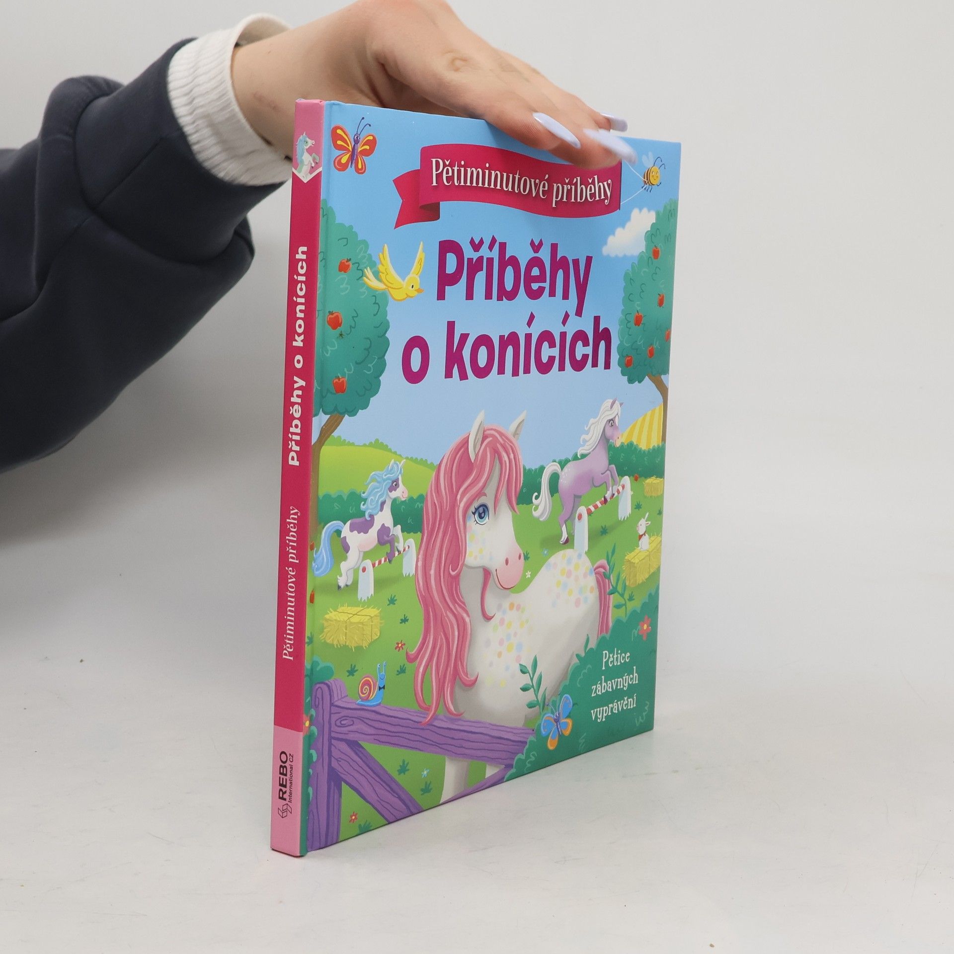 Lucy Barnard Příběhy o konících : pětiminutové příběhy