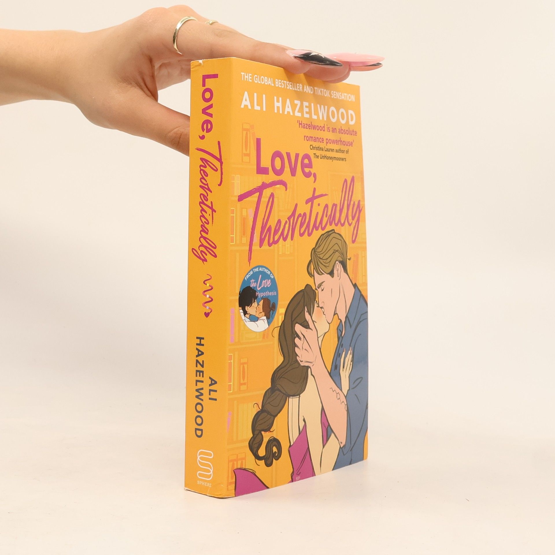 Ali Hazelwood Love, Theoretically
