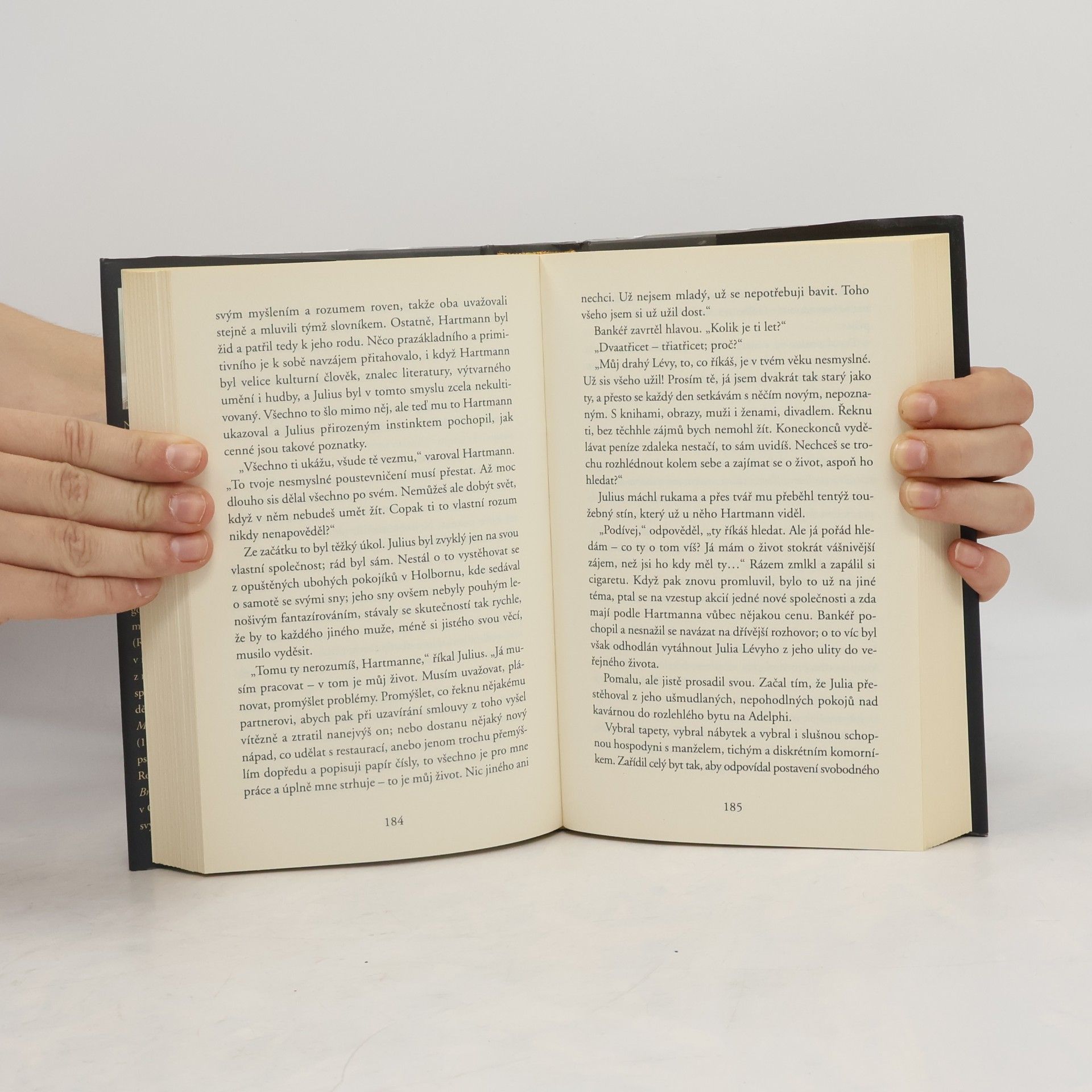 Daphne du Maurier Juliův vzestup