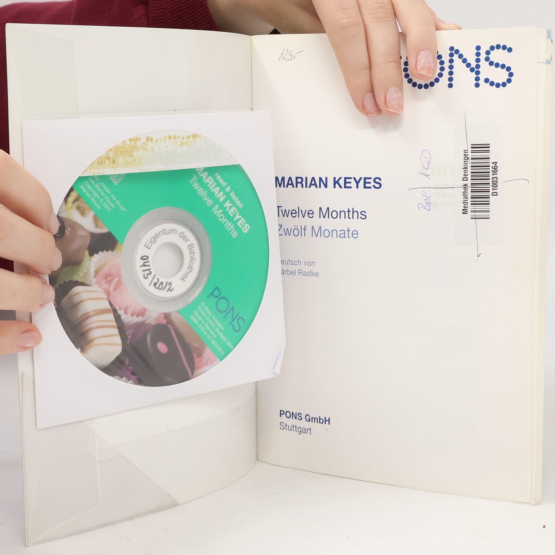 Marian Keyes Twelve Months: Bestseller-Autoren in der zweisprachigen Ausgabe von PONS. Plus Audio-CD mit dem Text in Originalsprache.
