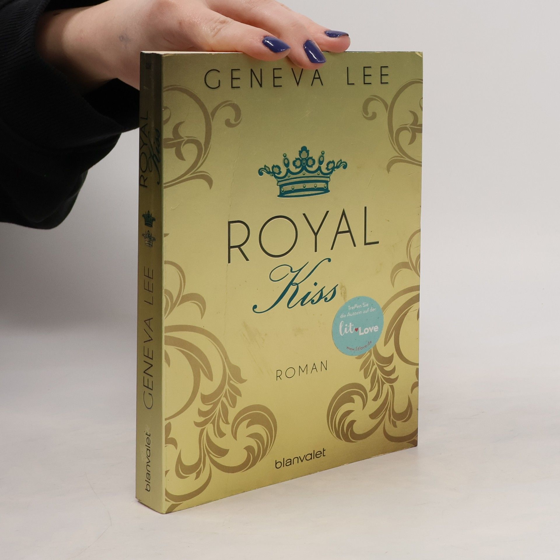 Geneva Lee Royal Kiss