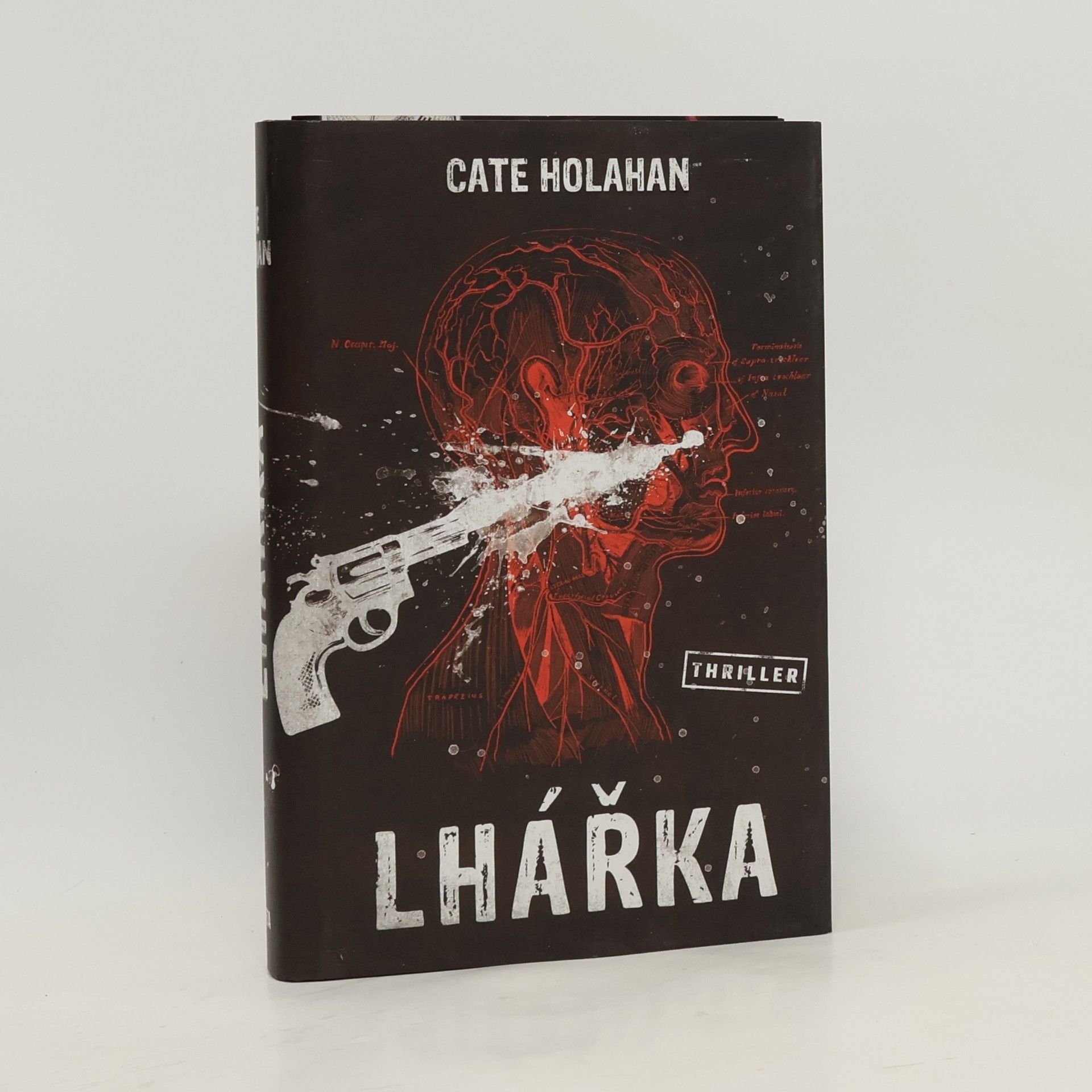 Cate Holahan Lhářka
