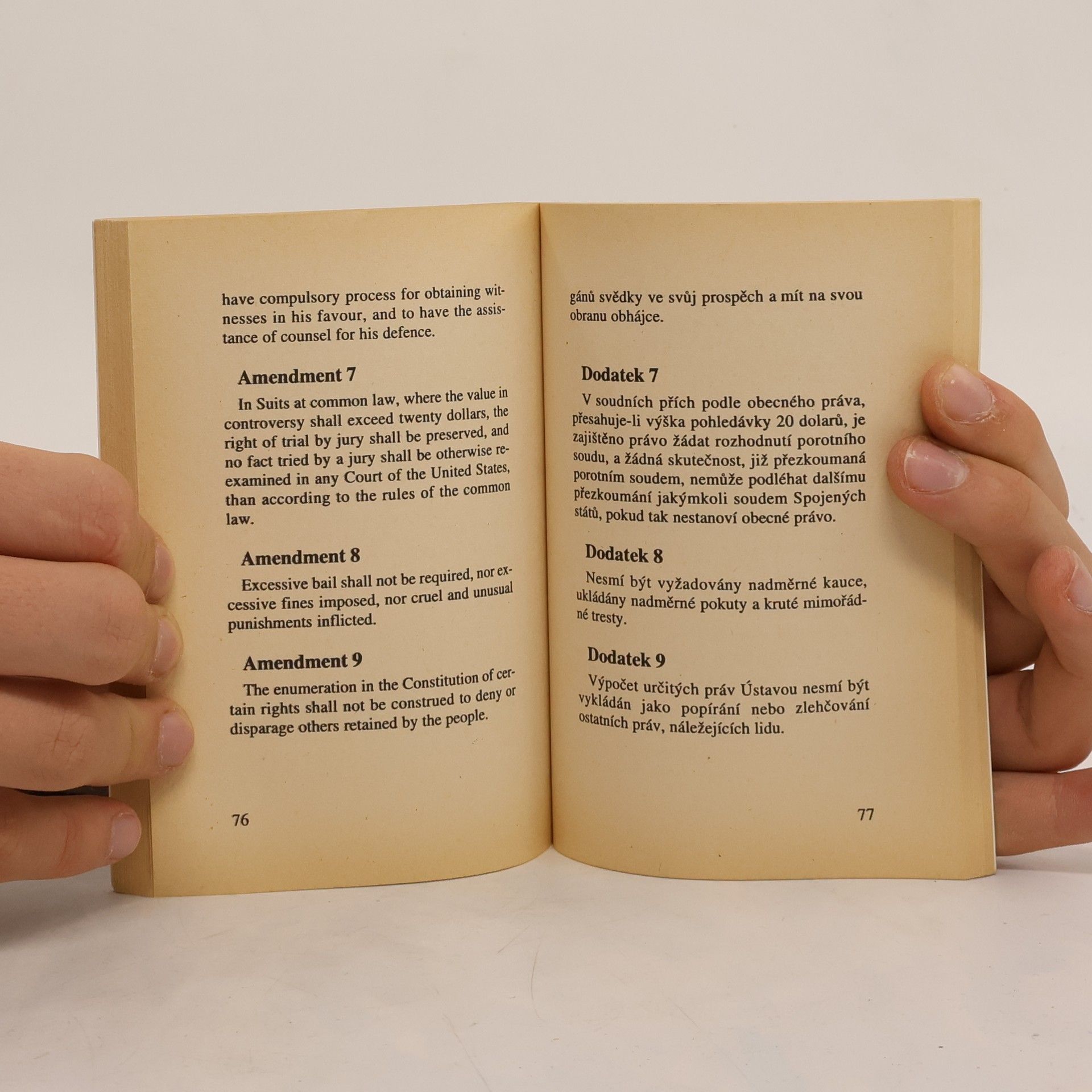 Autorenkollektiv Ústava Spojených Států. The Constitution of the United States