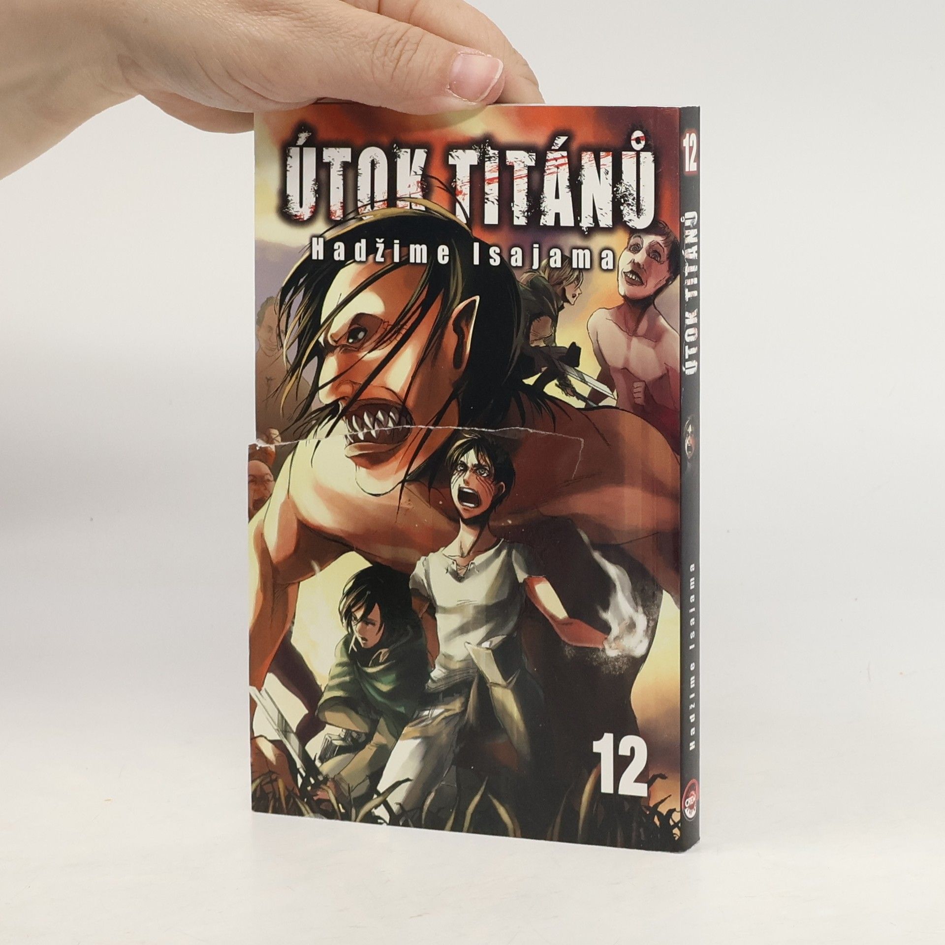 Hajime Isayama Útok titánů. 12
