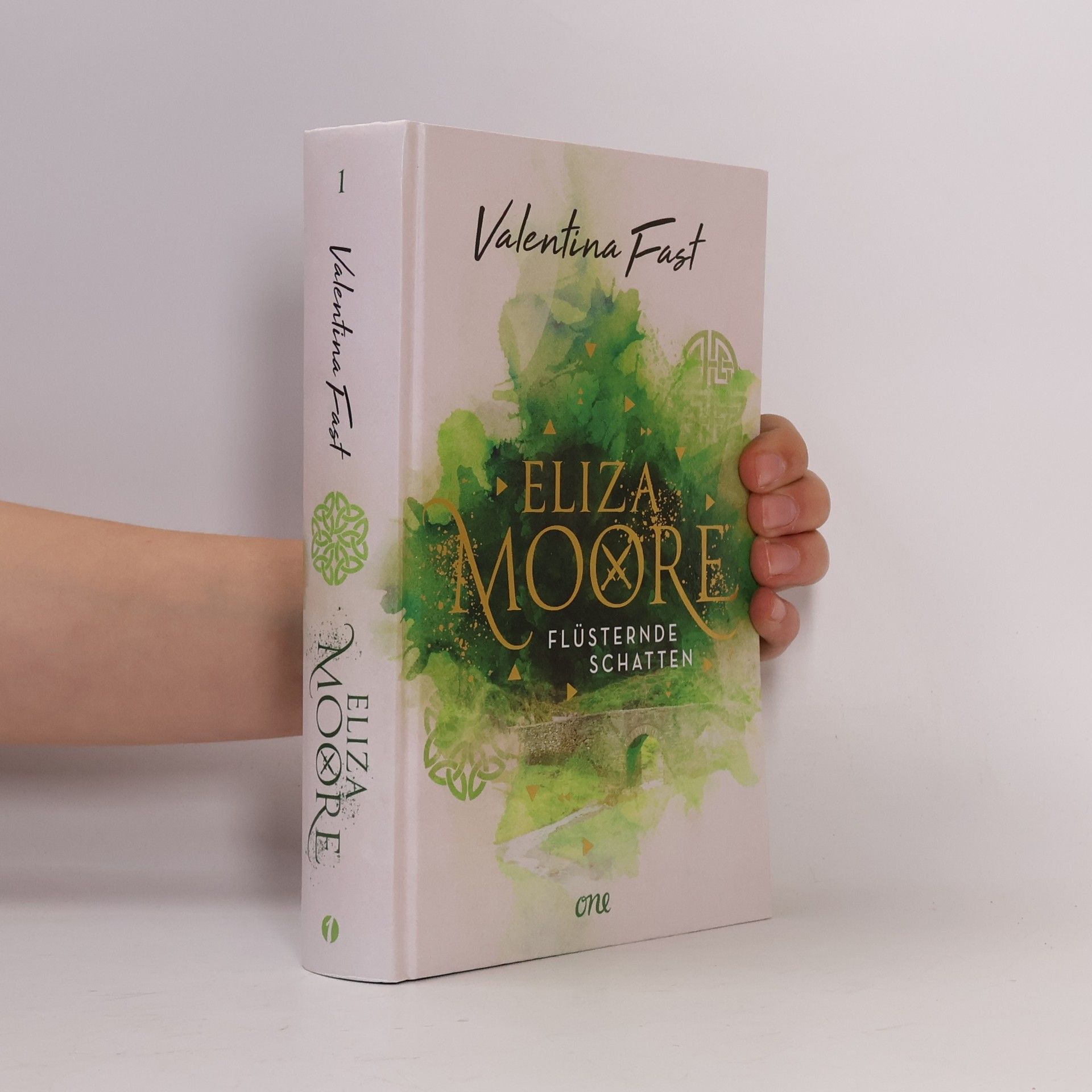 Valentina Fast Eliza Moore. Flüsternde Schatten