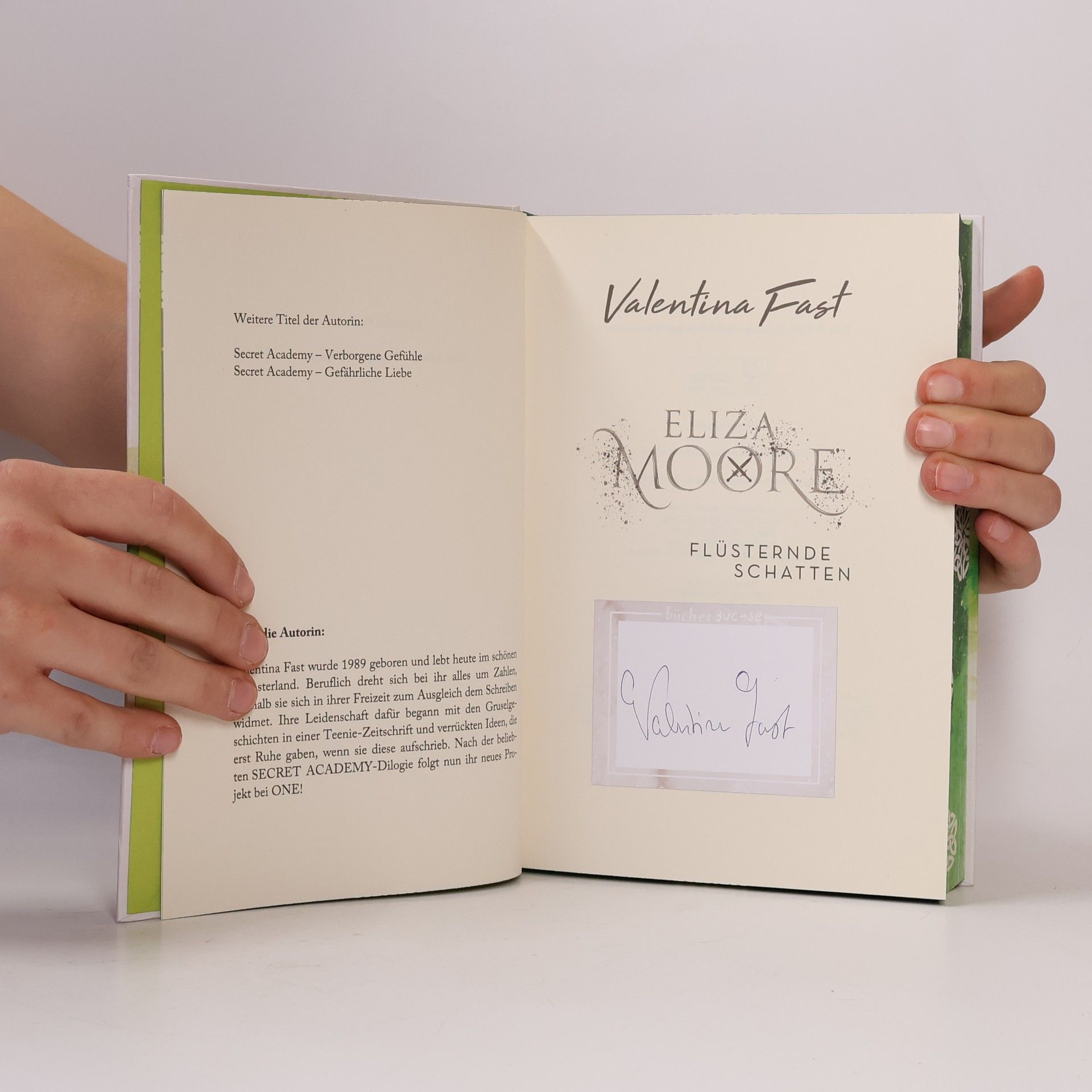 Valentina Fast Eliza Moore. Flüsternde Schatten