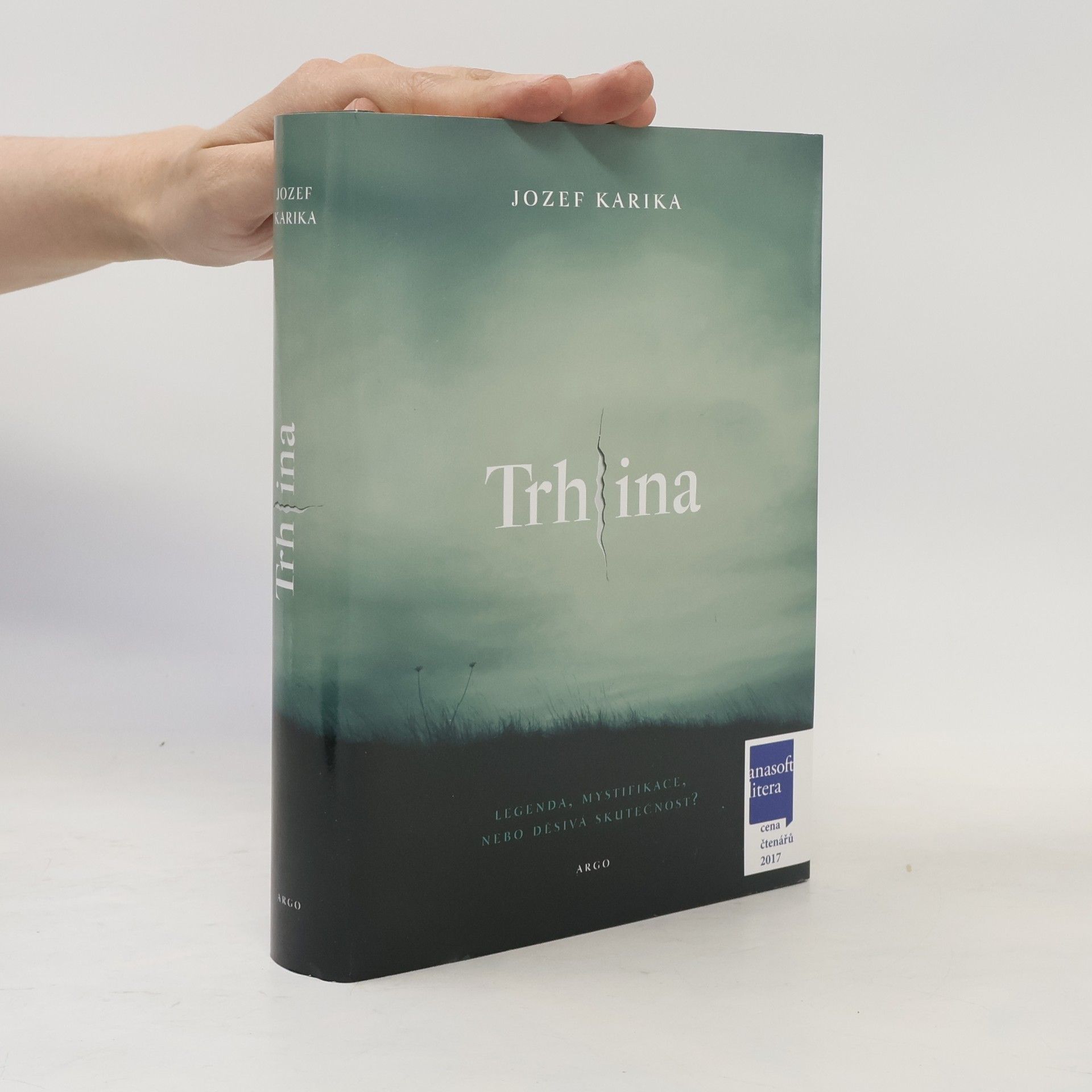 Jozef Karika Trhlina