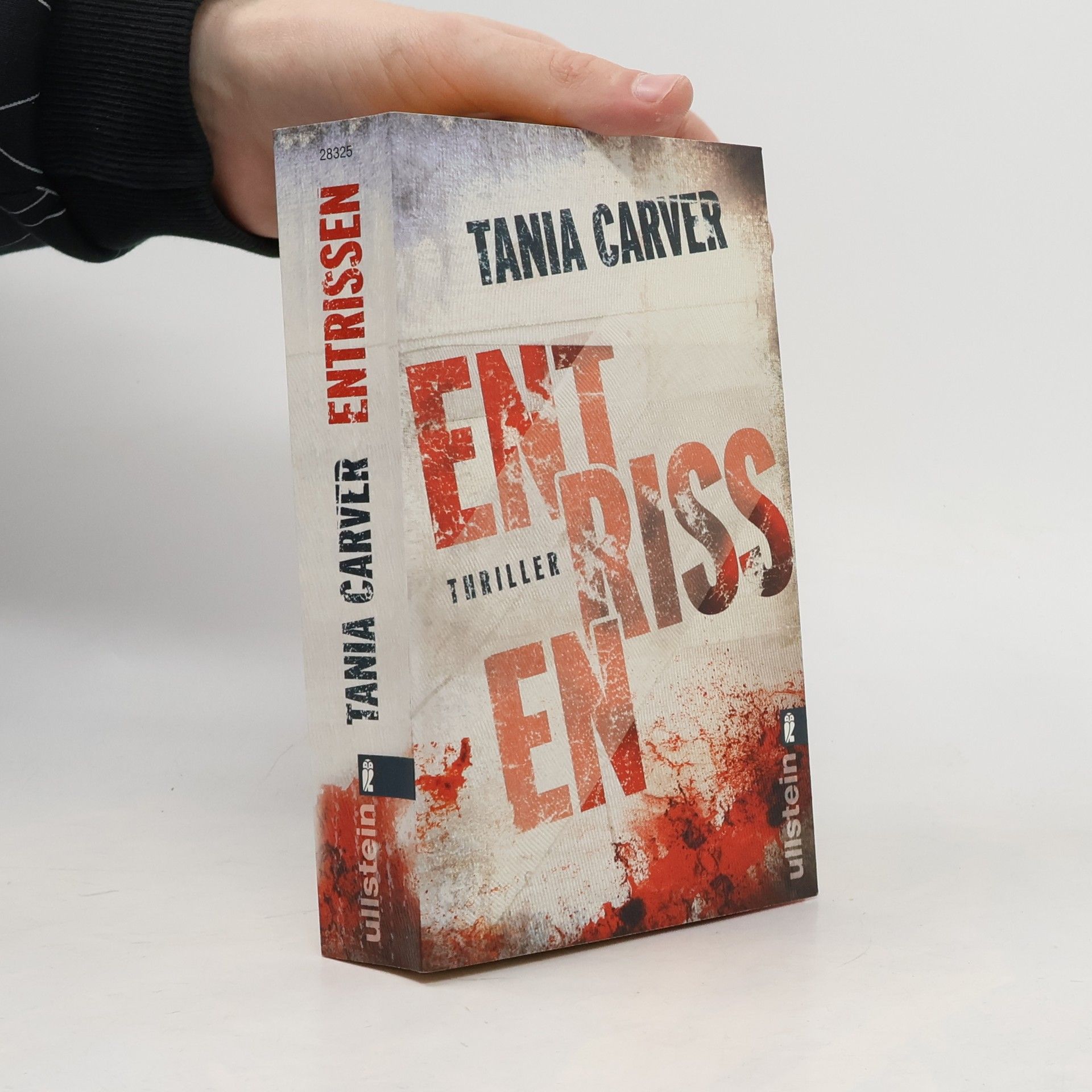 Tania Carver Entrissen