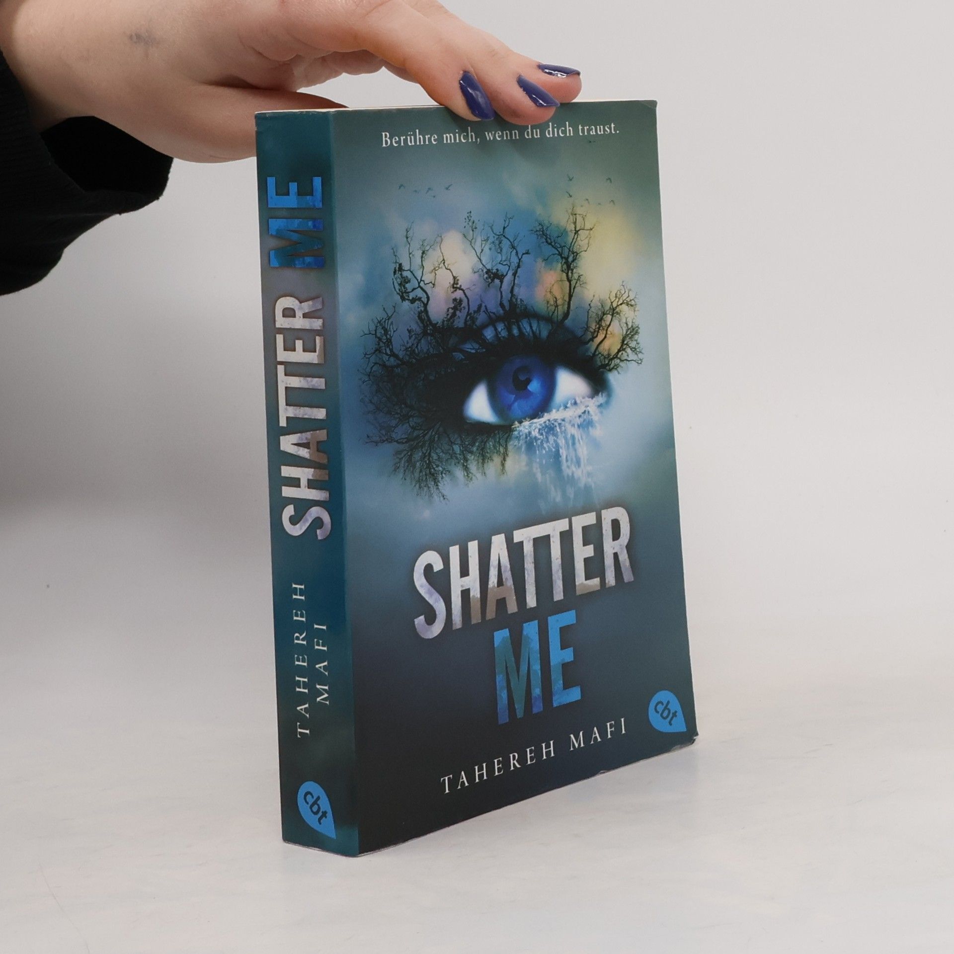 Tahereh Mafi Shatter Me