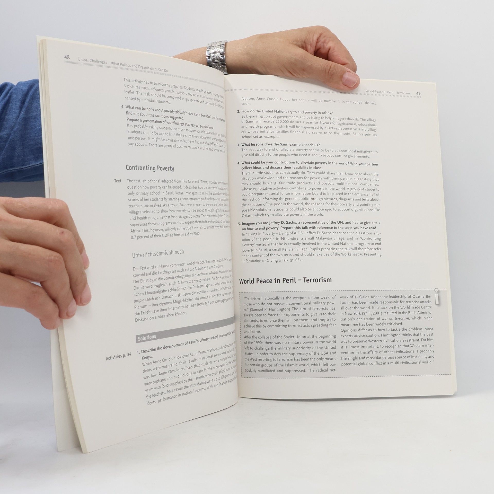Jürgen Einhoff Discover...Topics for Advanced Learners: Globalisation - Blessing or Curse?