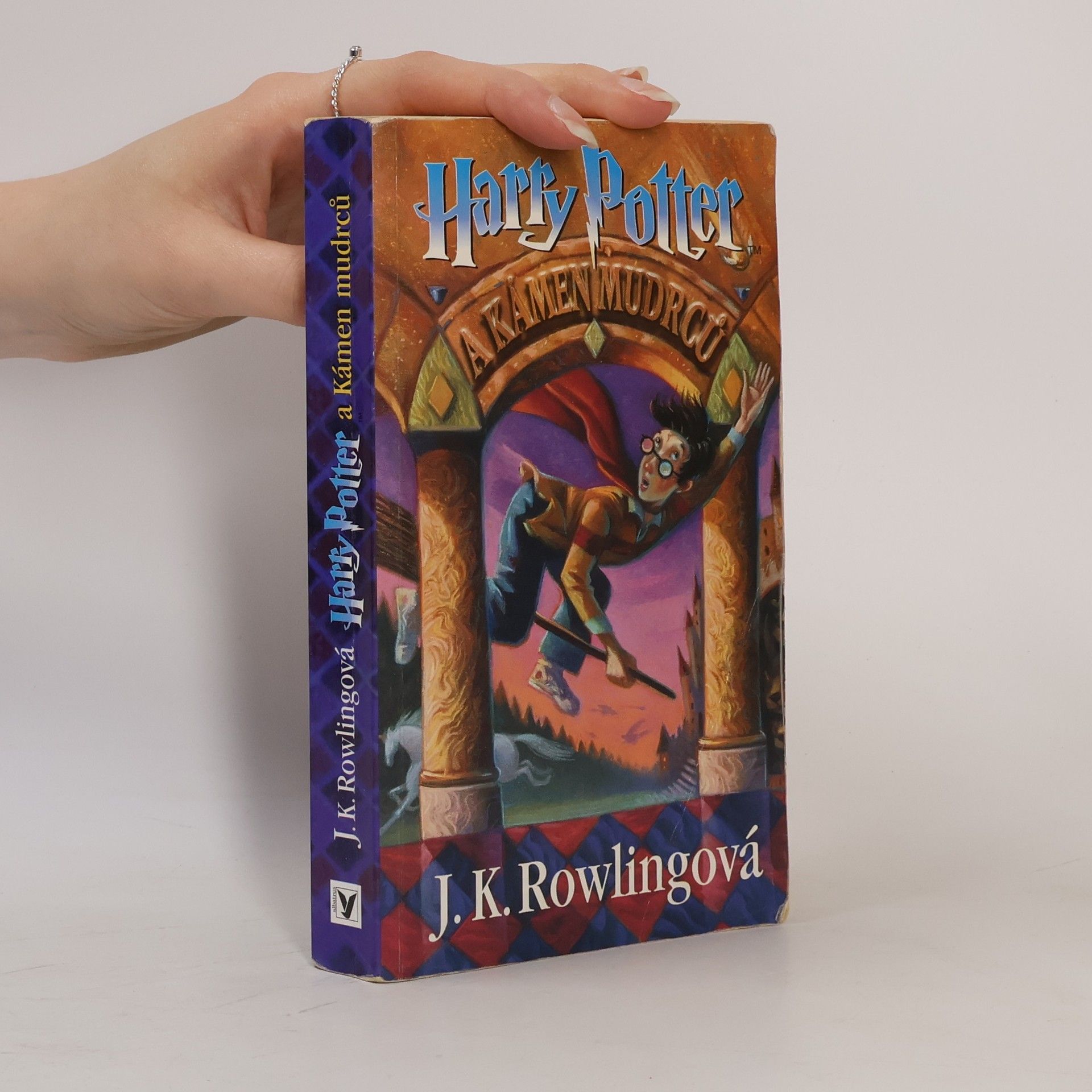 Joanne K. Rowlingová Harry Potter a kámen mudrců