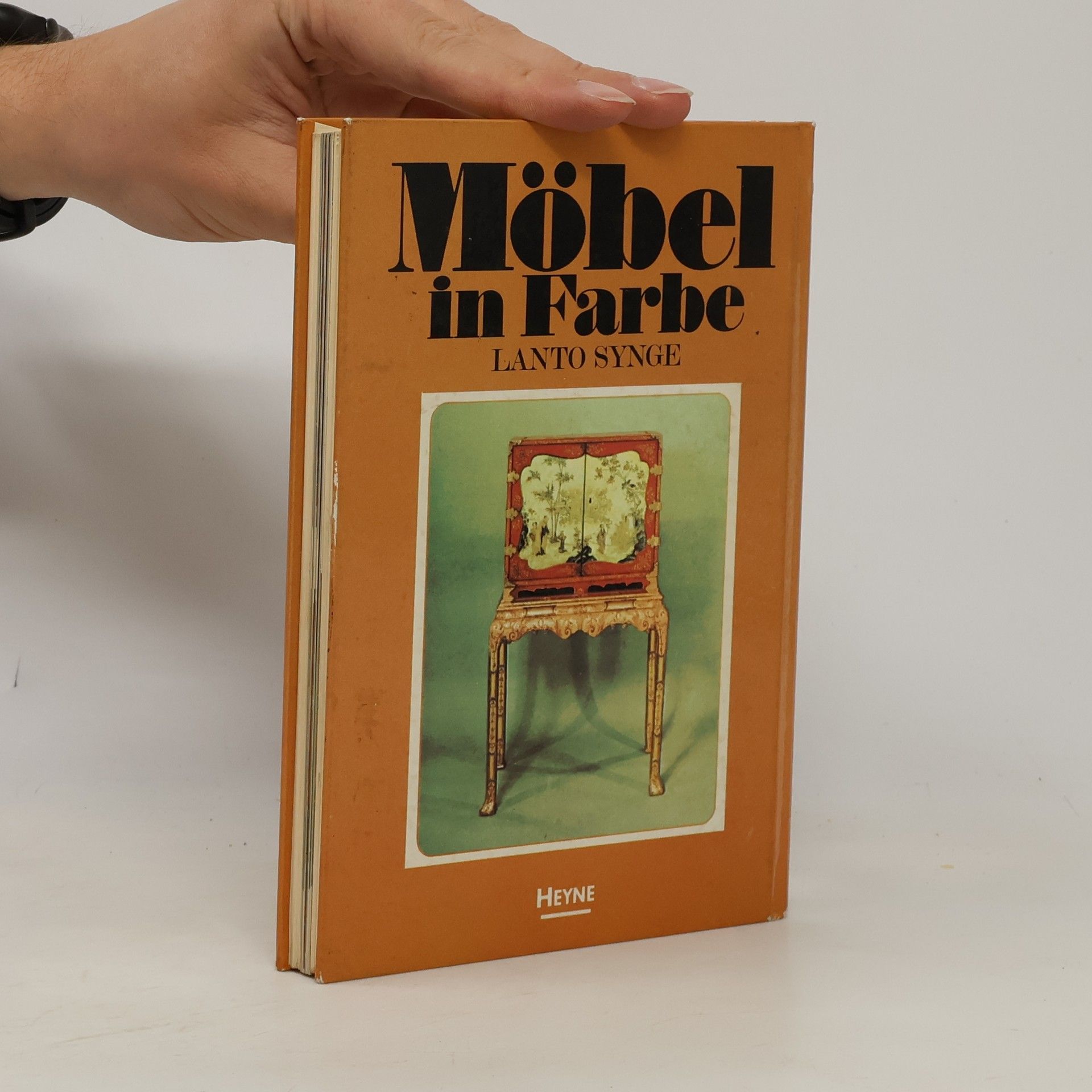 Lanto Synge Möbel in Farbe