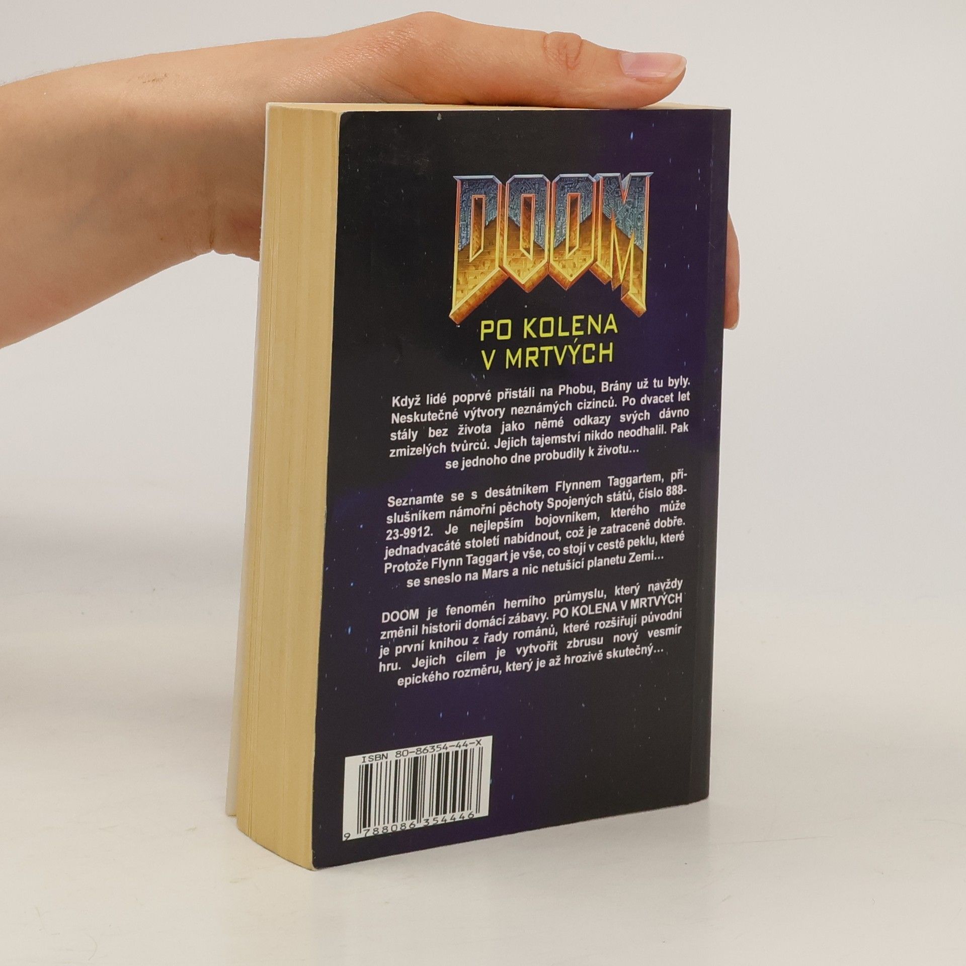 Dafydd Ab Hugh DOOM. Po kolena v mrtvých