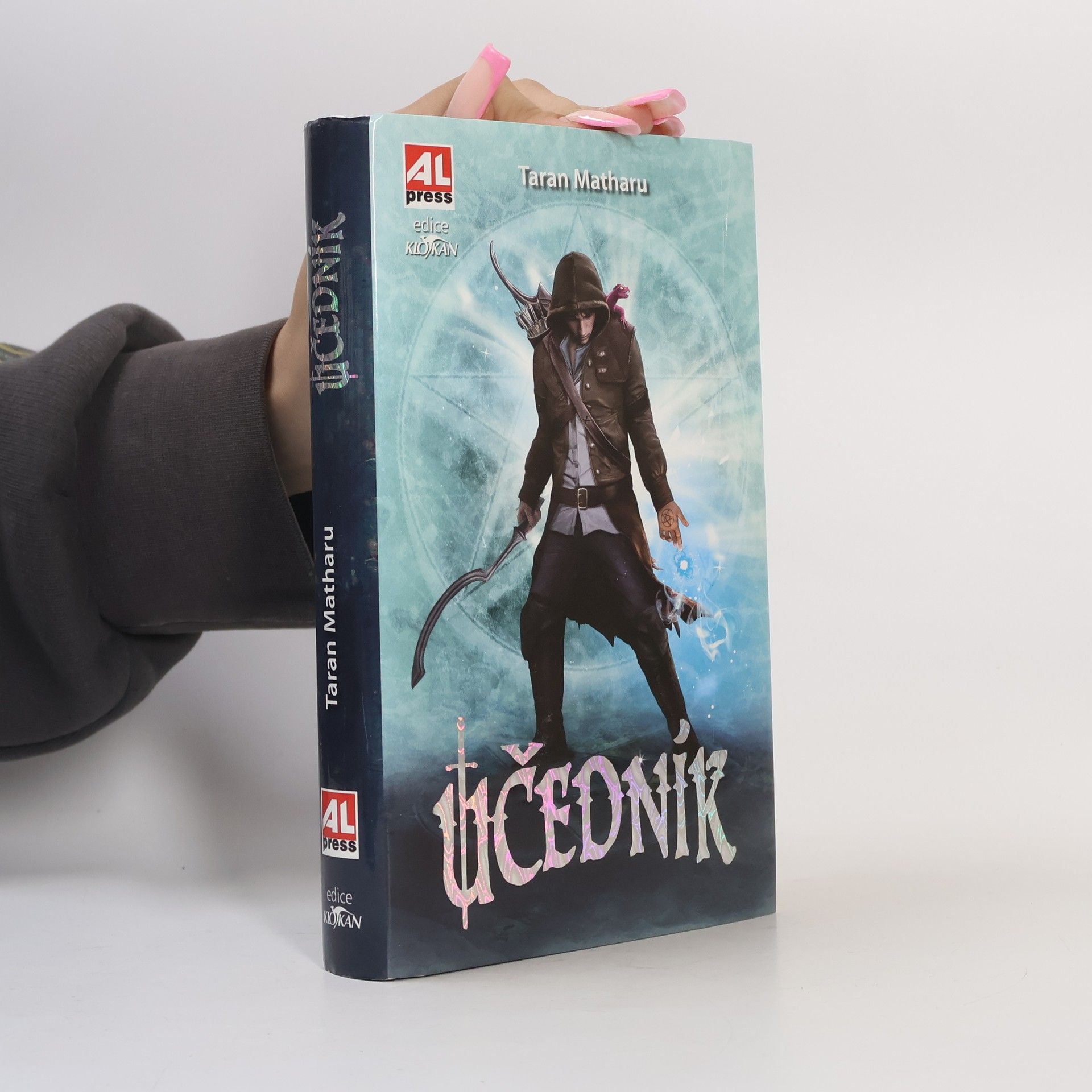 Taran Matharu Učedník