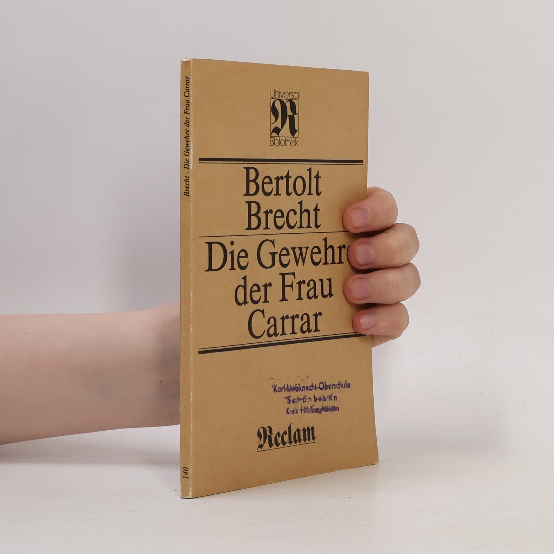 Bertolt Brecht Die Gewehre der Frau Carrar