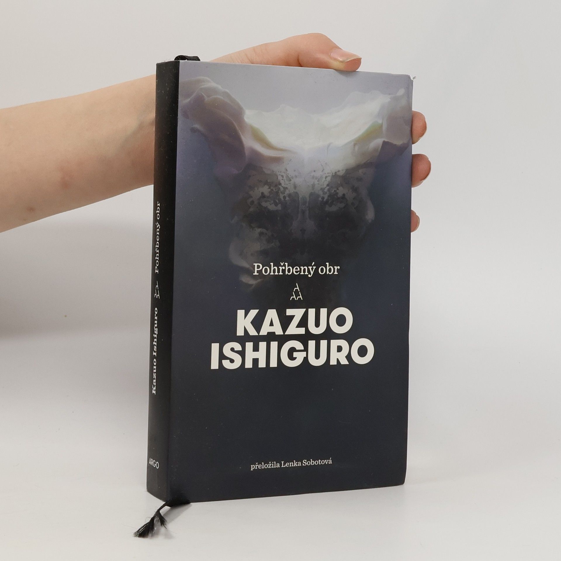 Kazuo Ishiguro Pohřbený obr