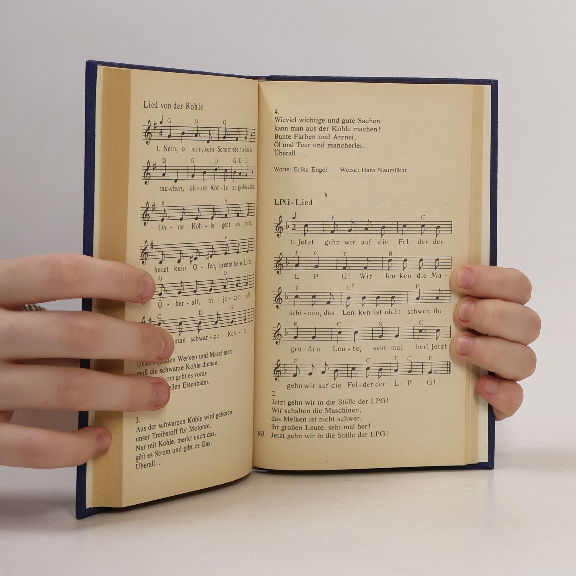 Autorenkollektiv Sing mit, Pionier!