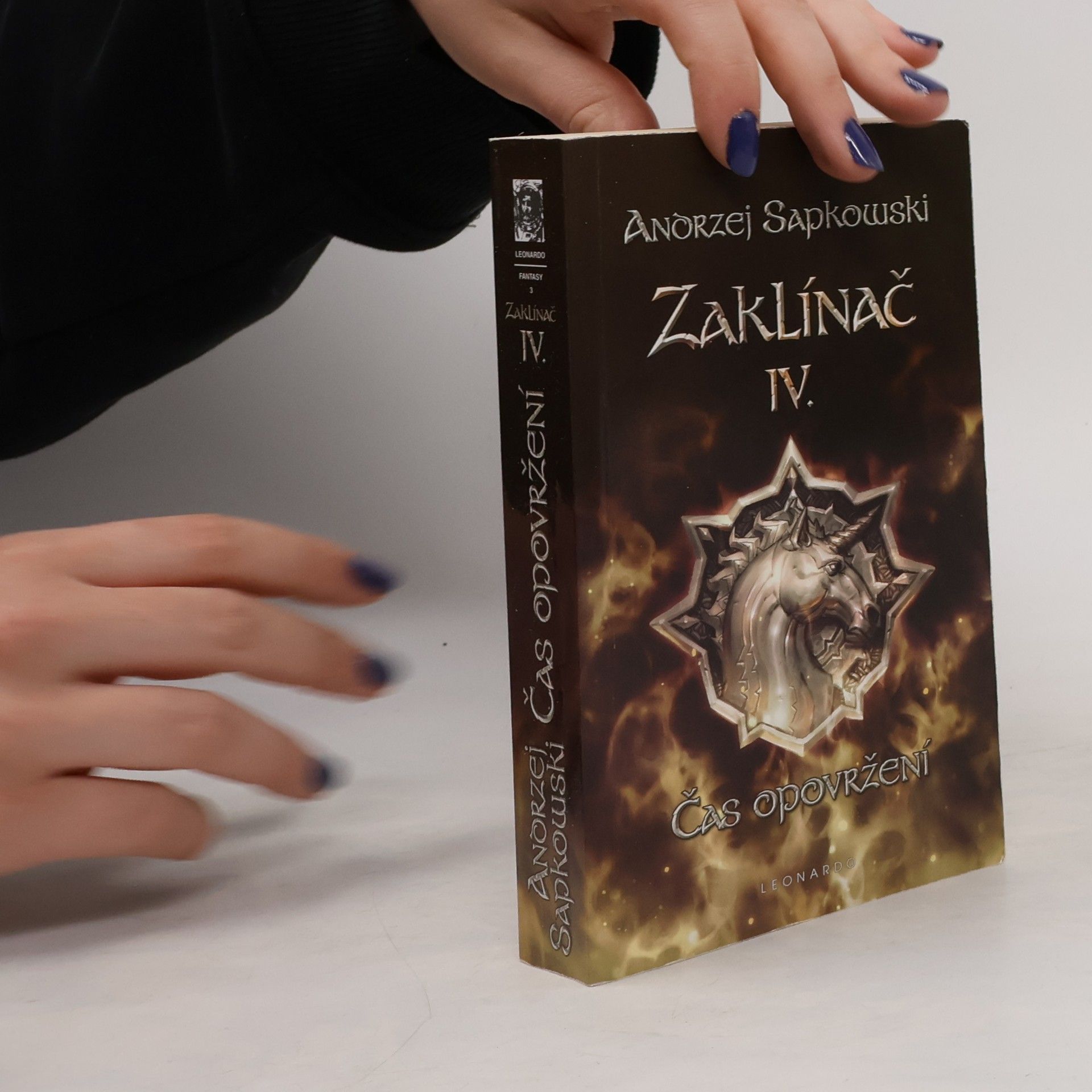 Andrzej Sapkowski Zaklínač IV. Čas opovržení