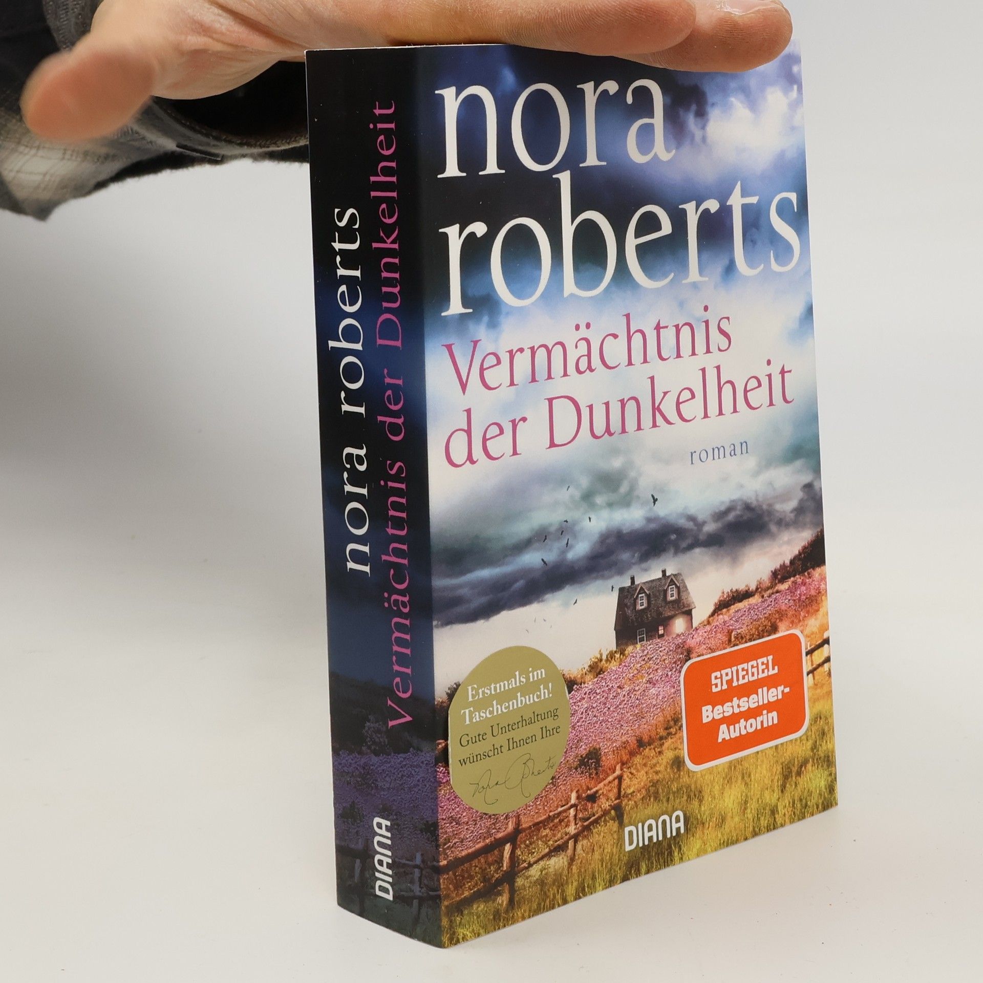 Nora Roberts Vermächtnis der Dunkelheit