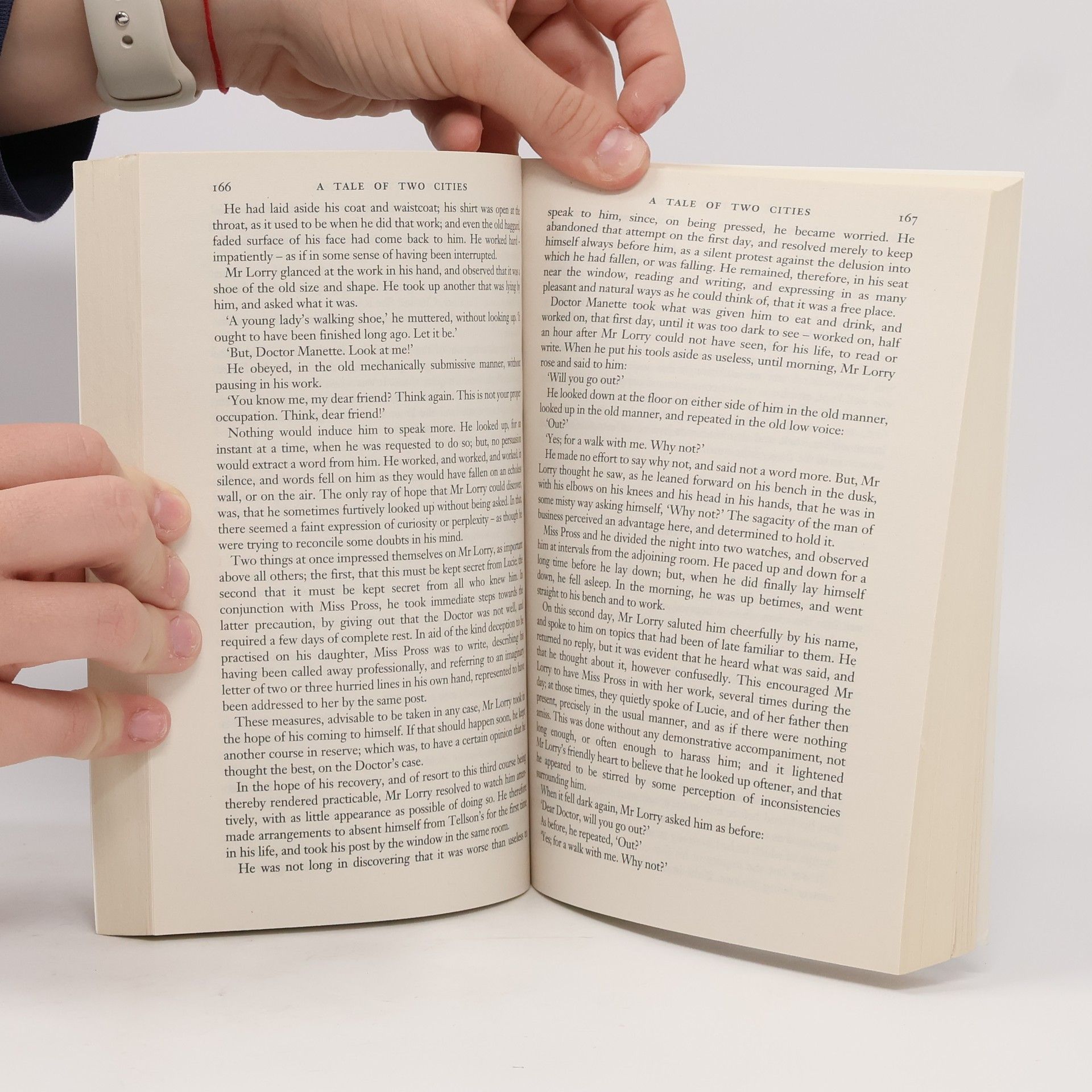 Charles Dickens A Tale of Two Cities