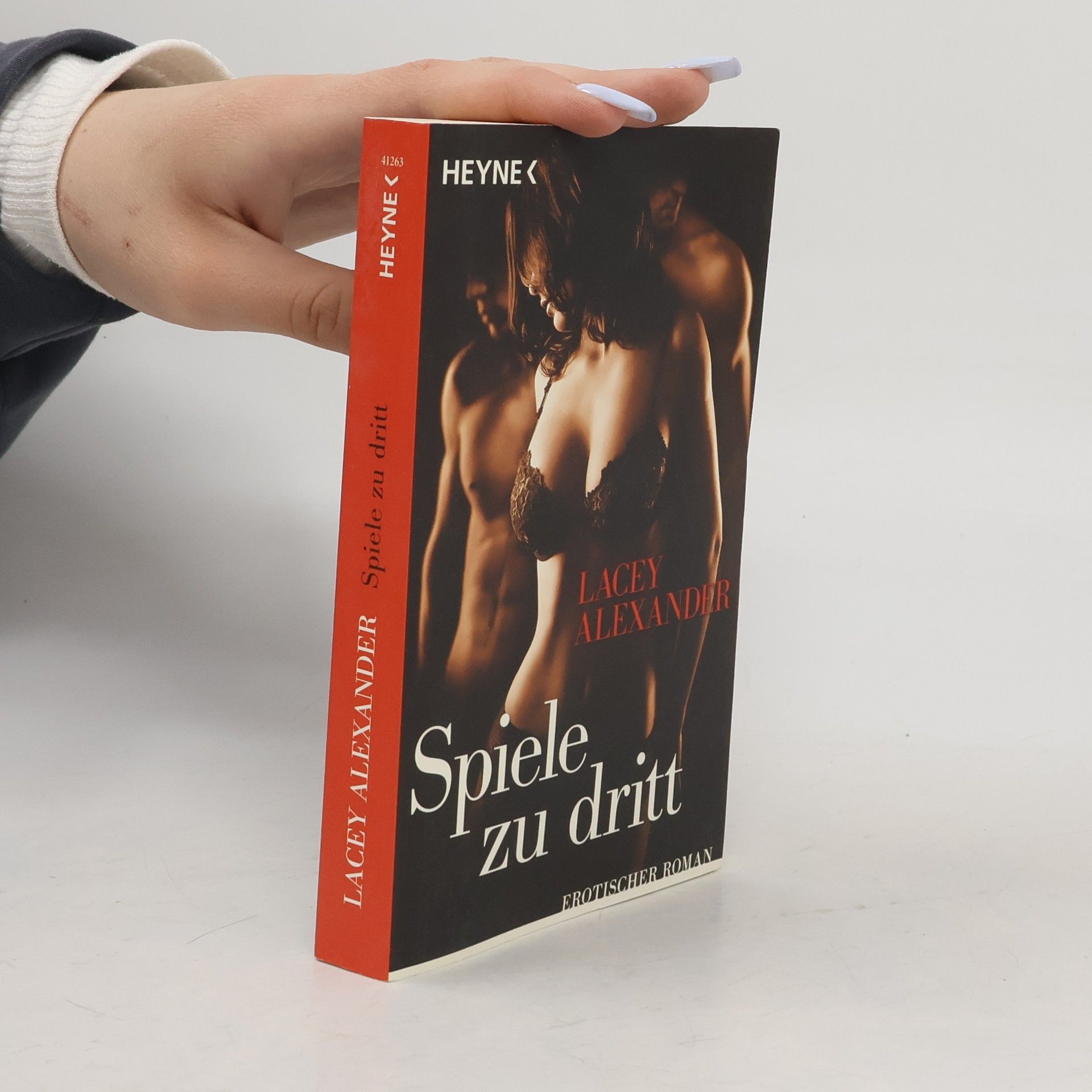 Lacey Alexander Spiele zu dritt
