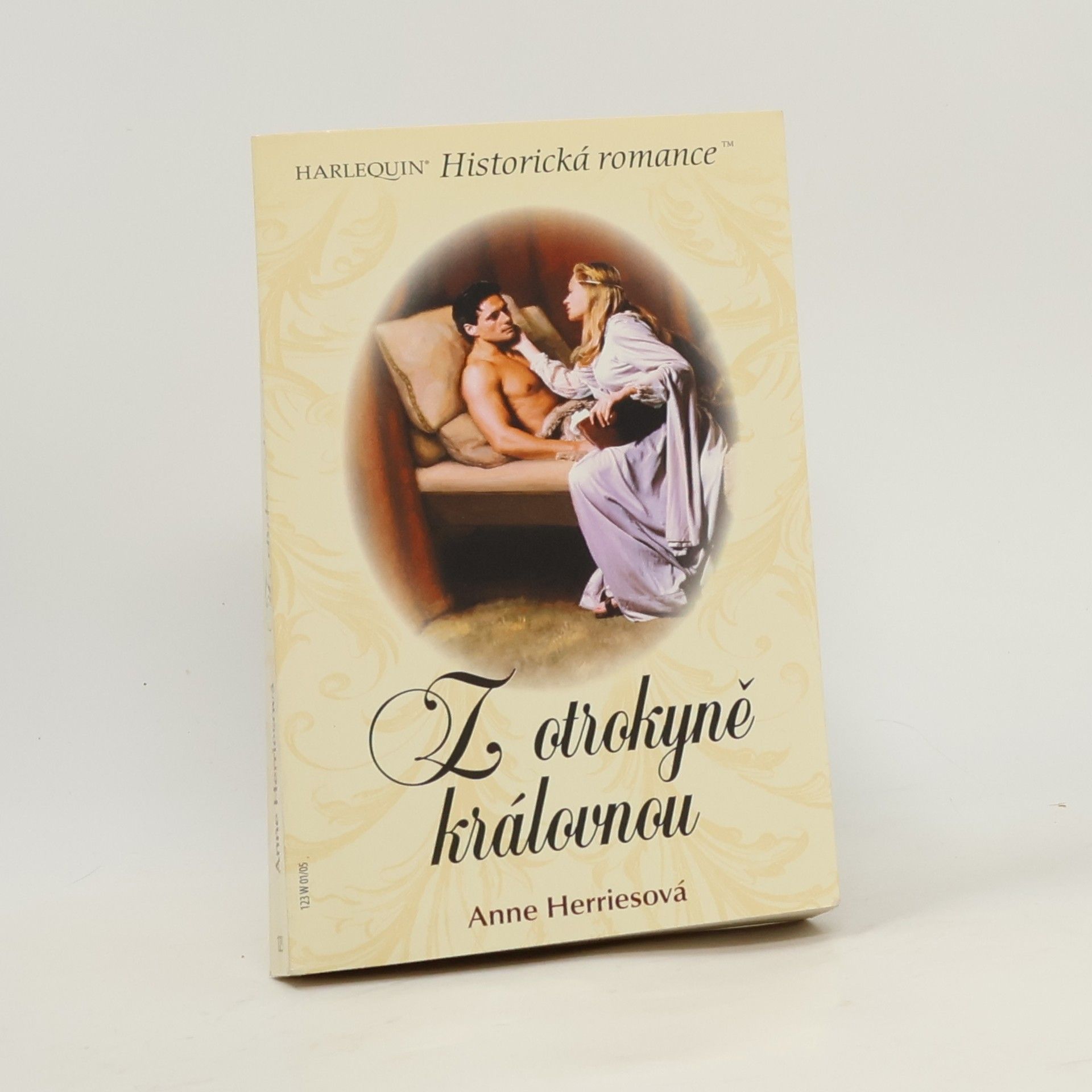 Anne Herries Z otrokyně královnou