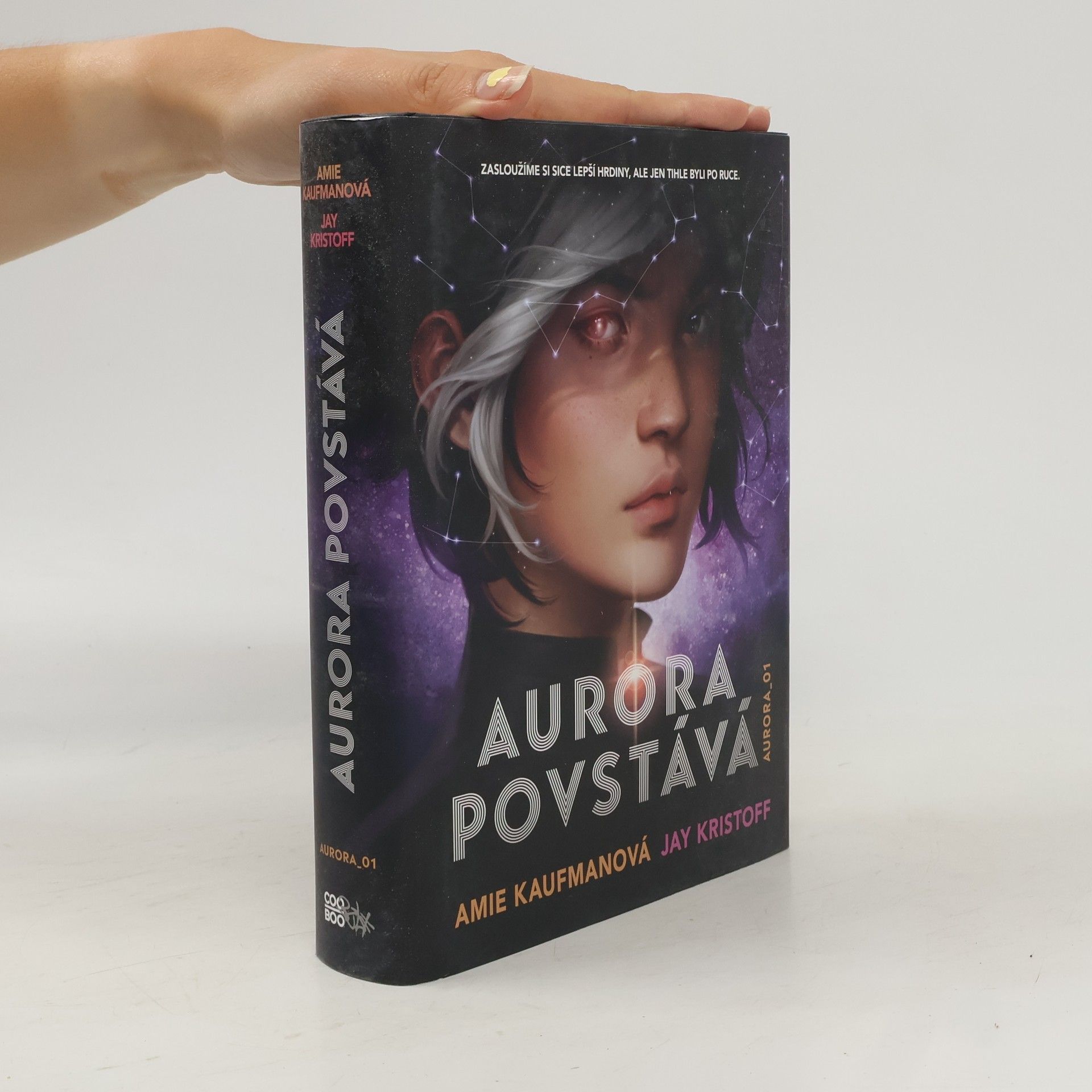 Amie Kaufman Aurora povstává