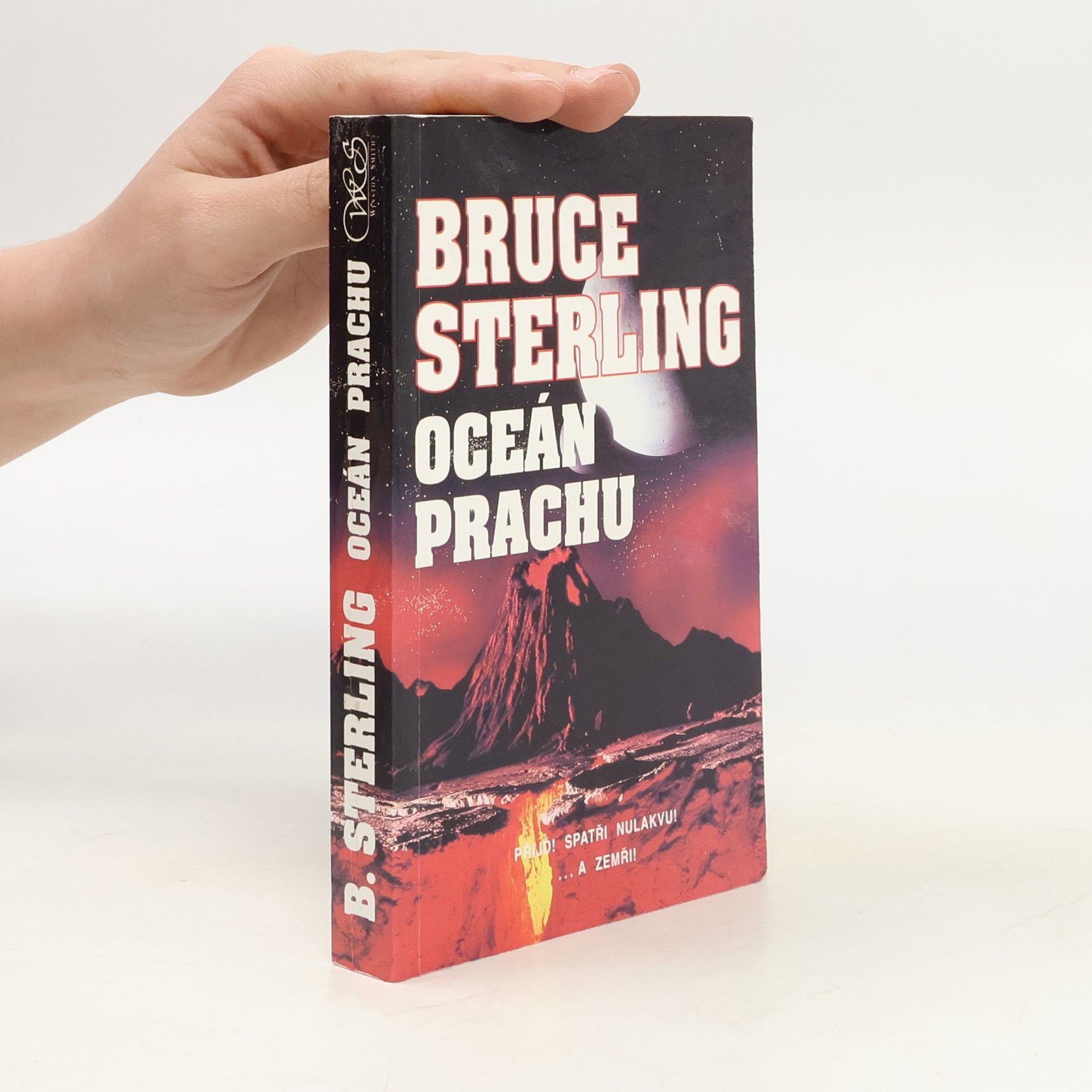 Bruce Sterling Oceán prachu