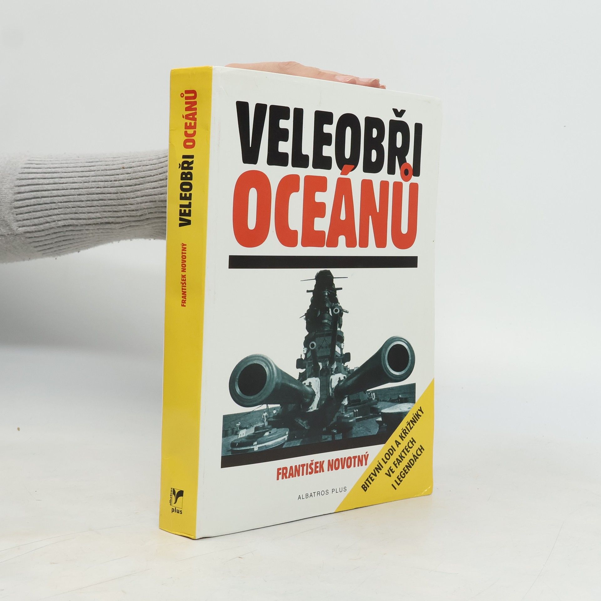 František Novotný Veleobři oceánů