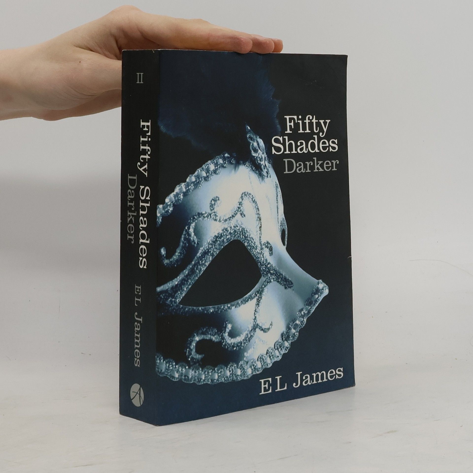 E. L. James Fifty Shades Darker
