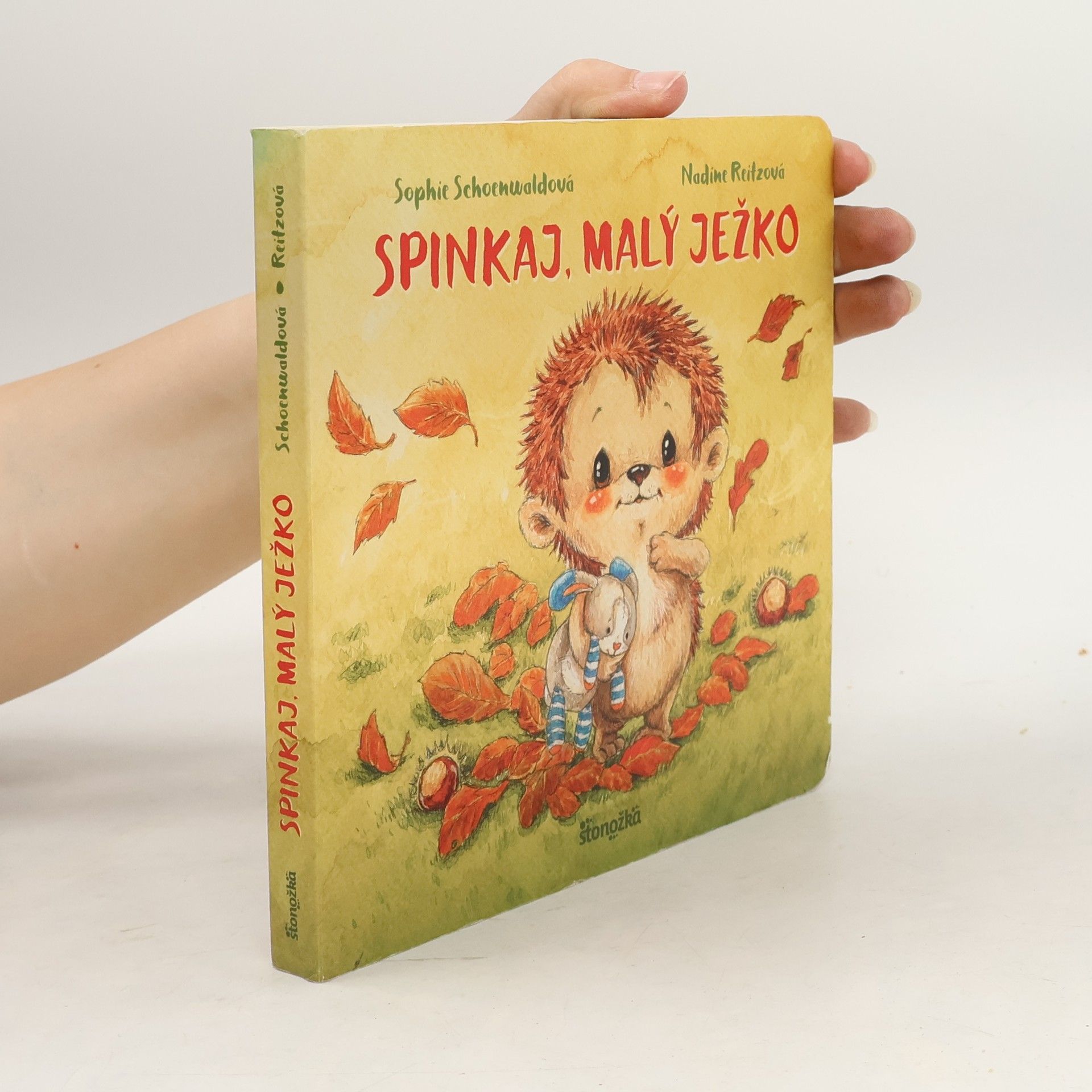 Sophie Schoenwaldová  Spinkaj, malý ježko