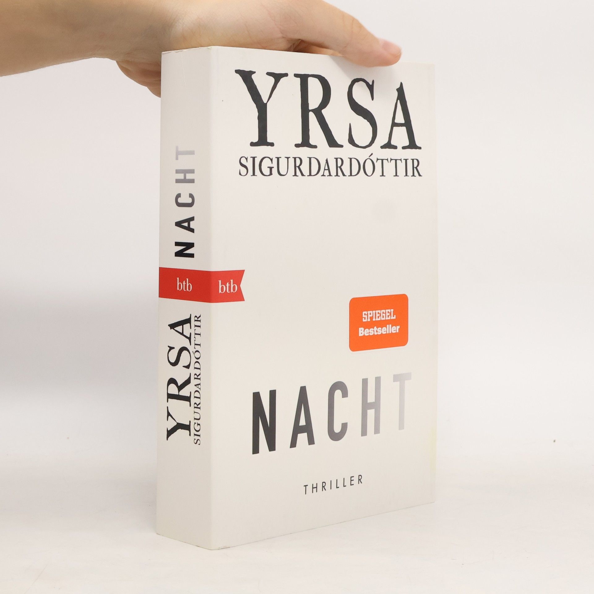 Yrsa Sigurðardóttir NACHT
