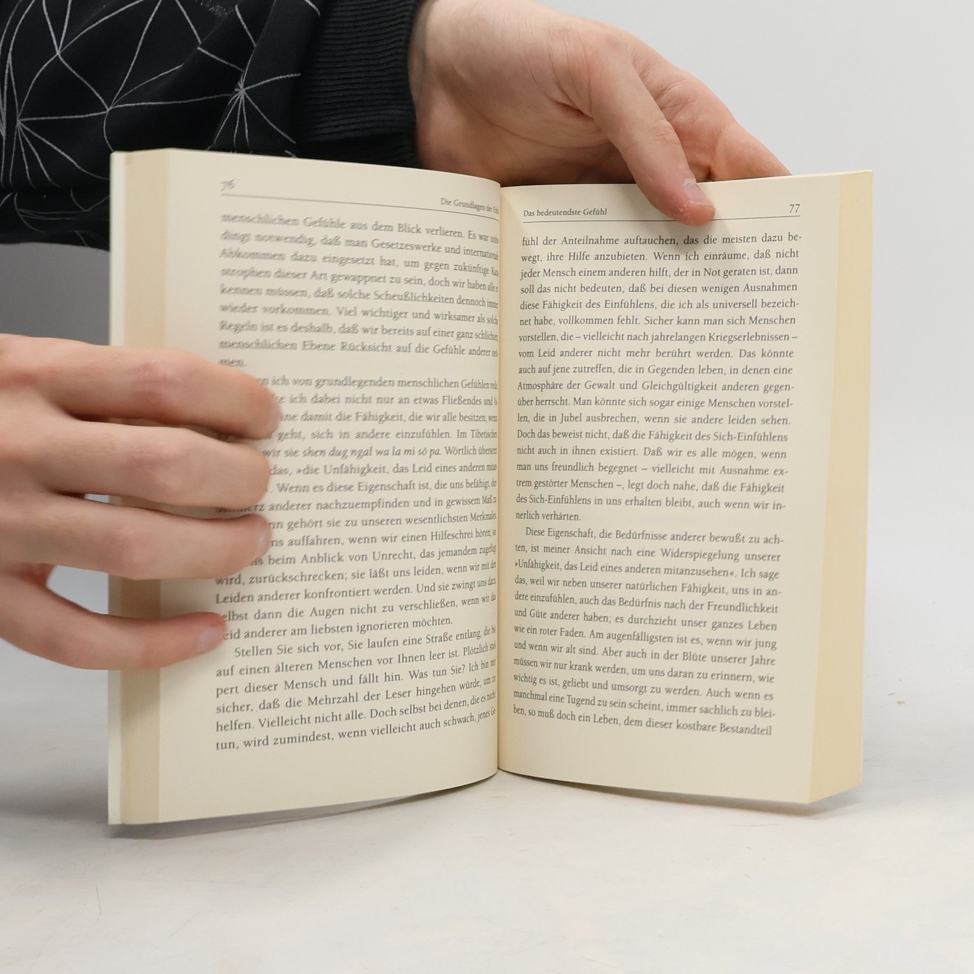 Dalai XIV Lama Das Buch der Menschlichkeit