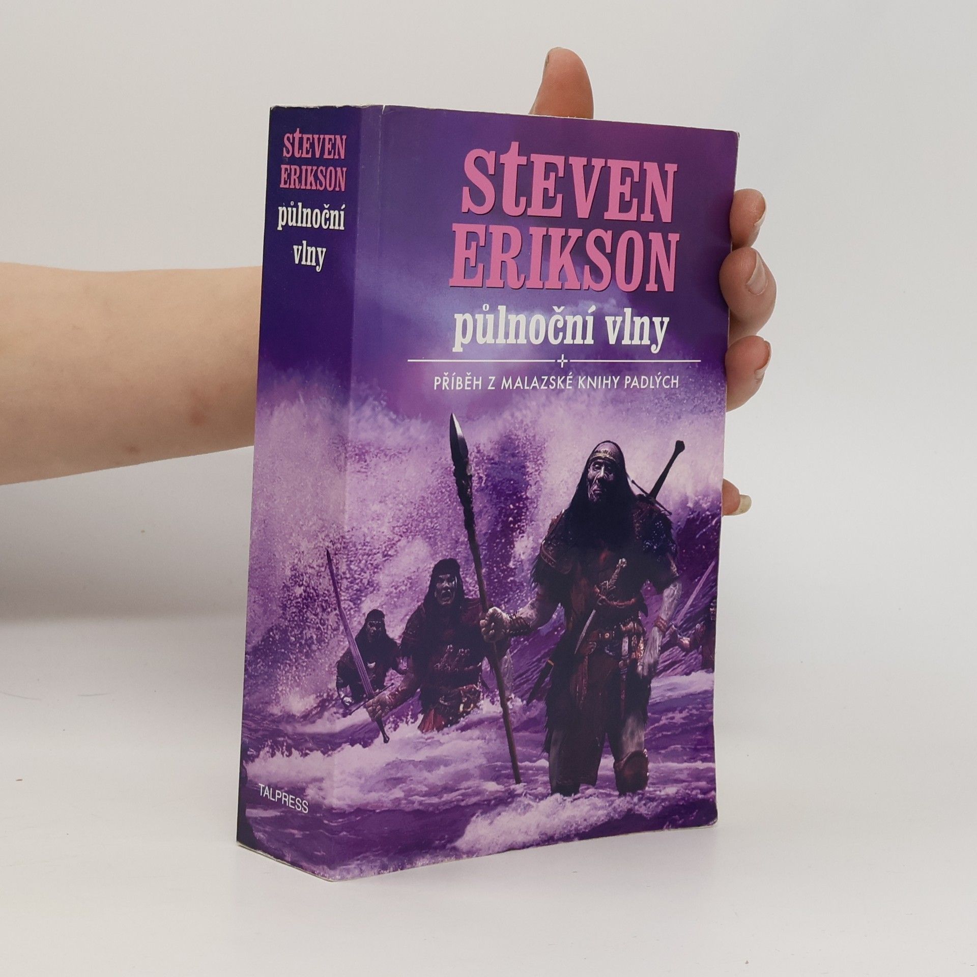 Steven Erikson Půlnoční vlny