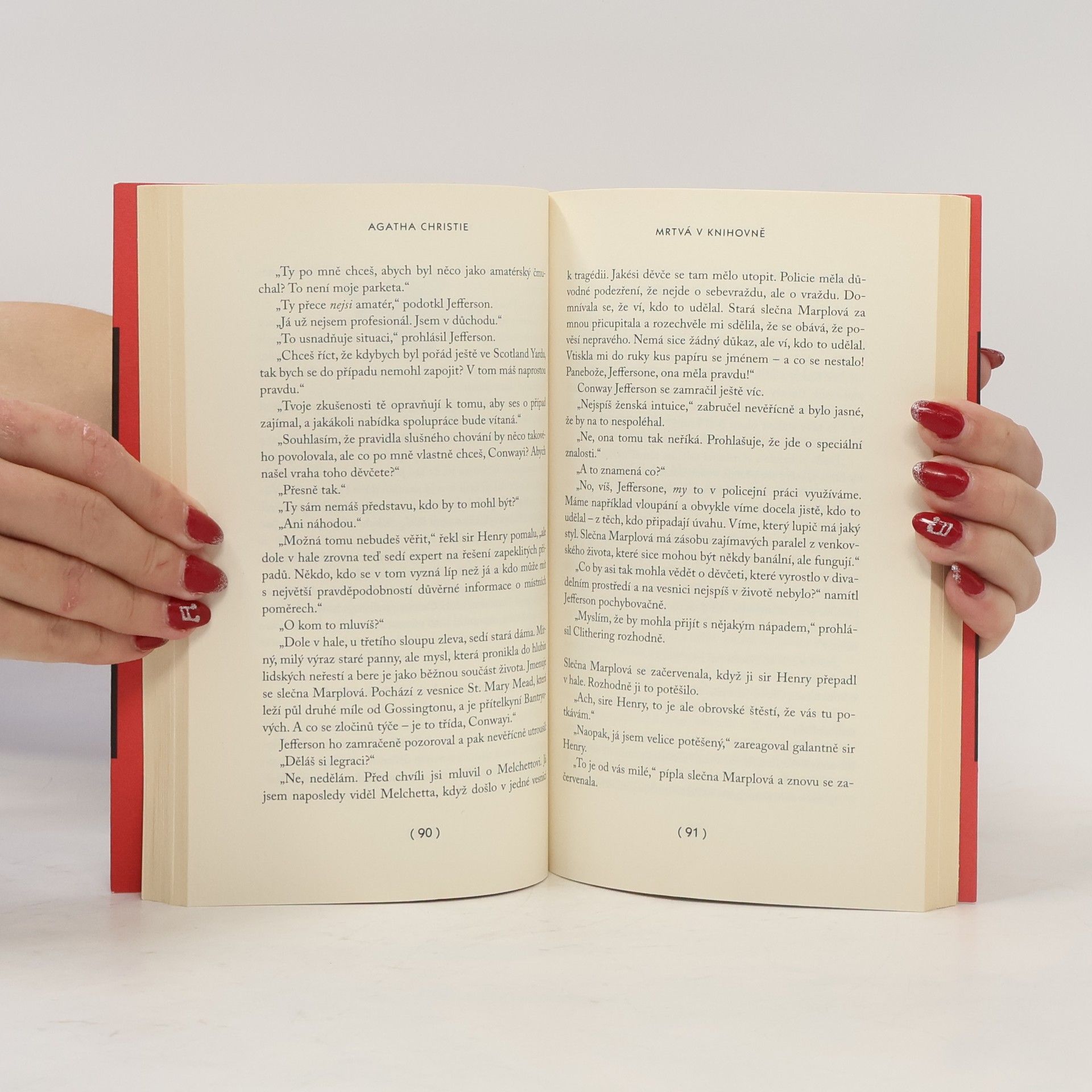 Agatha Christie Mrtvá v knihovně