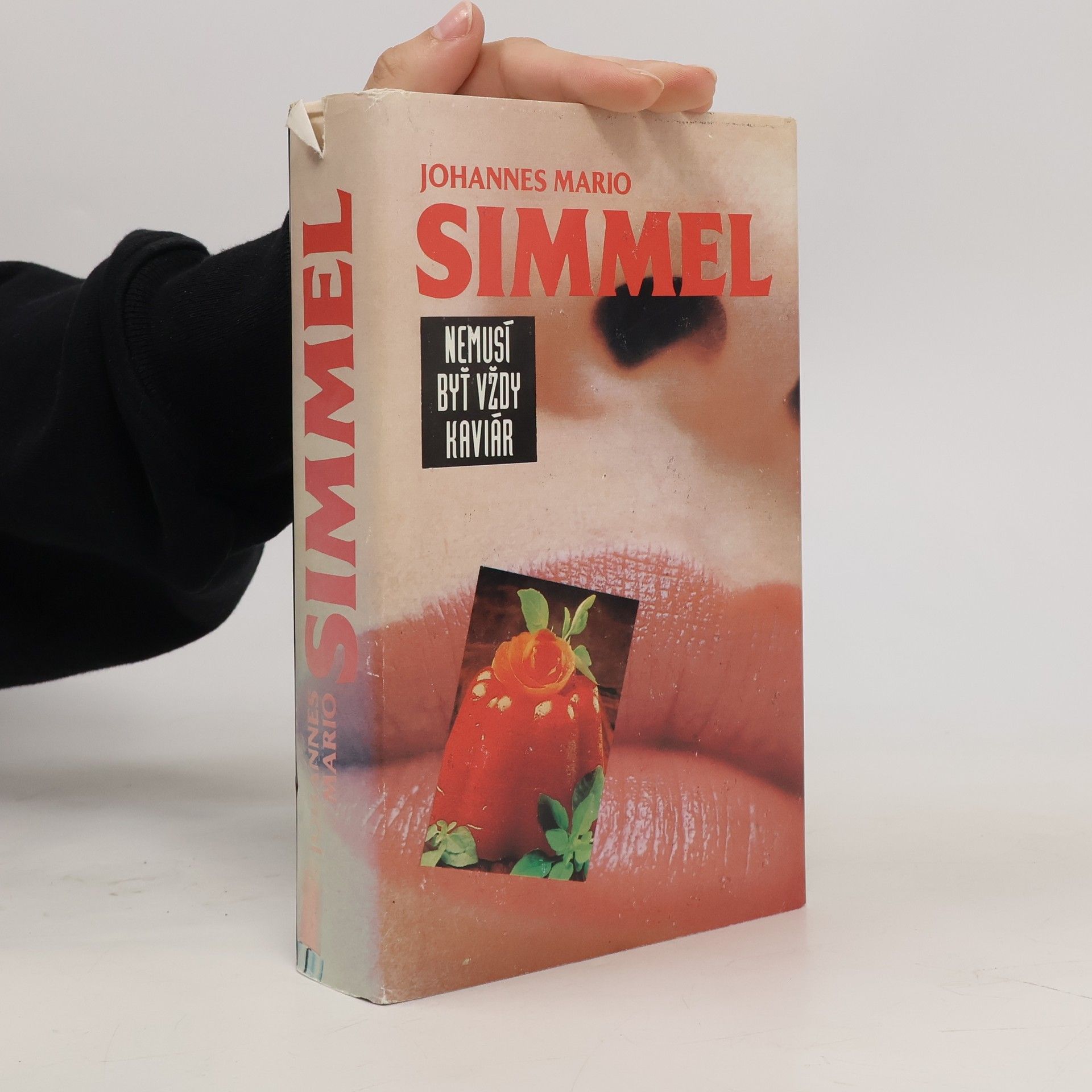 Johannes Mario Simmel Nemusí byť vždy kaviár