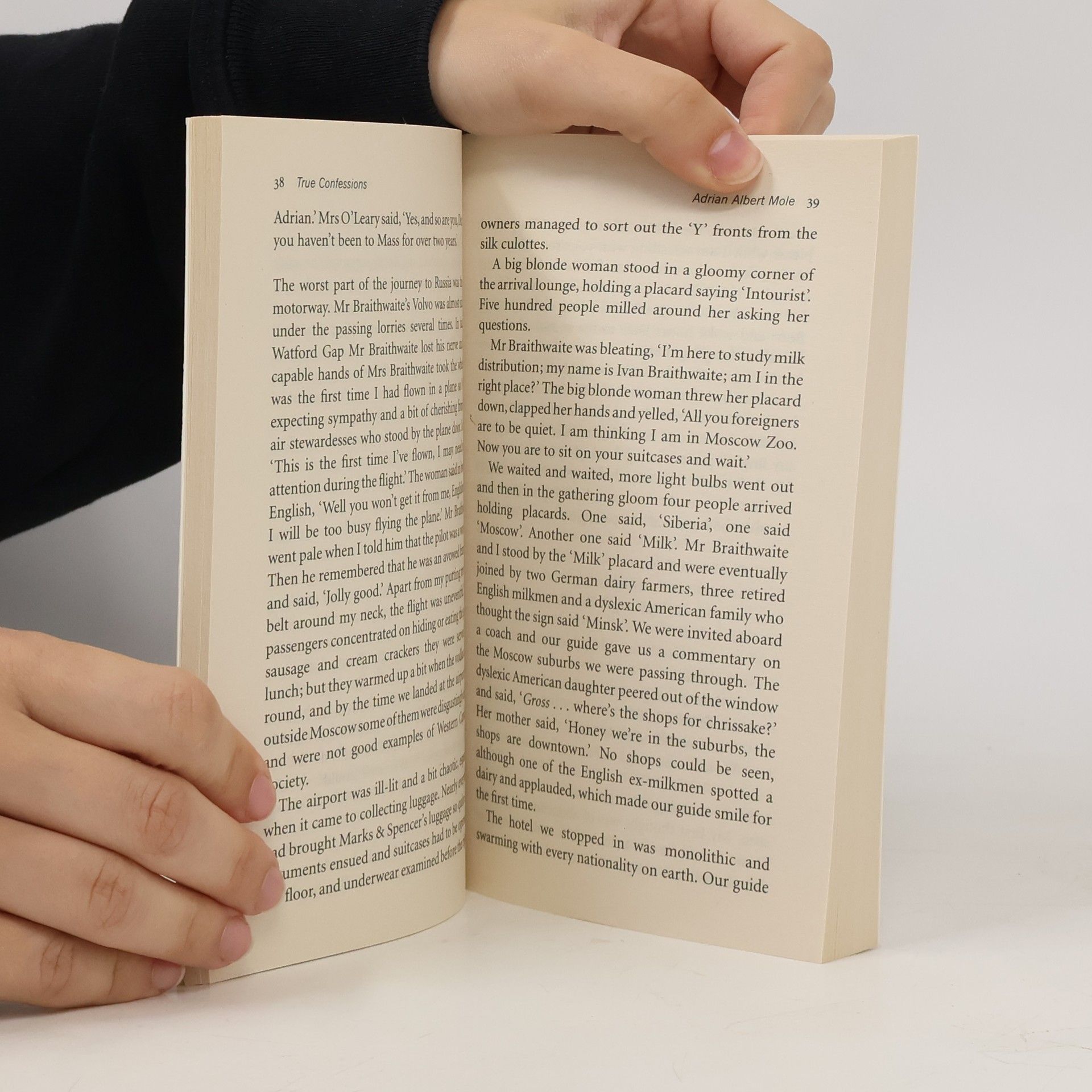 Sue Townsend True Confessions of Adrian Albert Mole