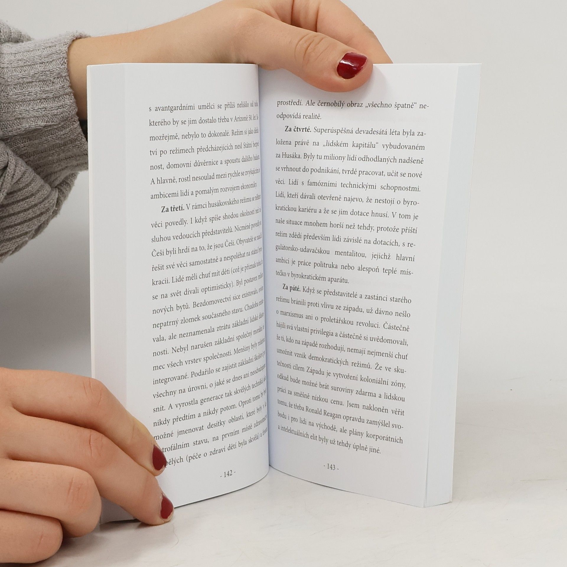 Petr Hampl Poctivost a kreativita. Kapitoly z buranské sociologie a volné úvahy