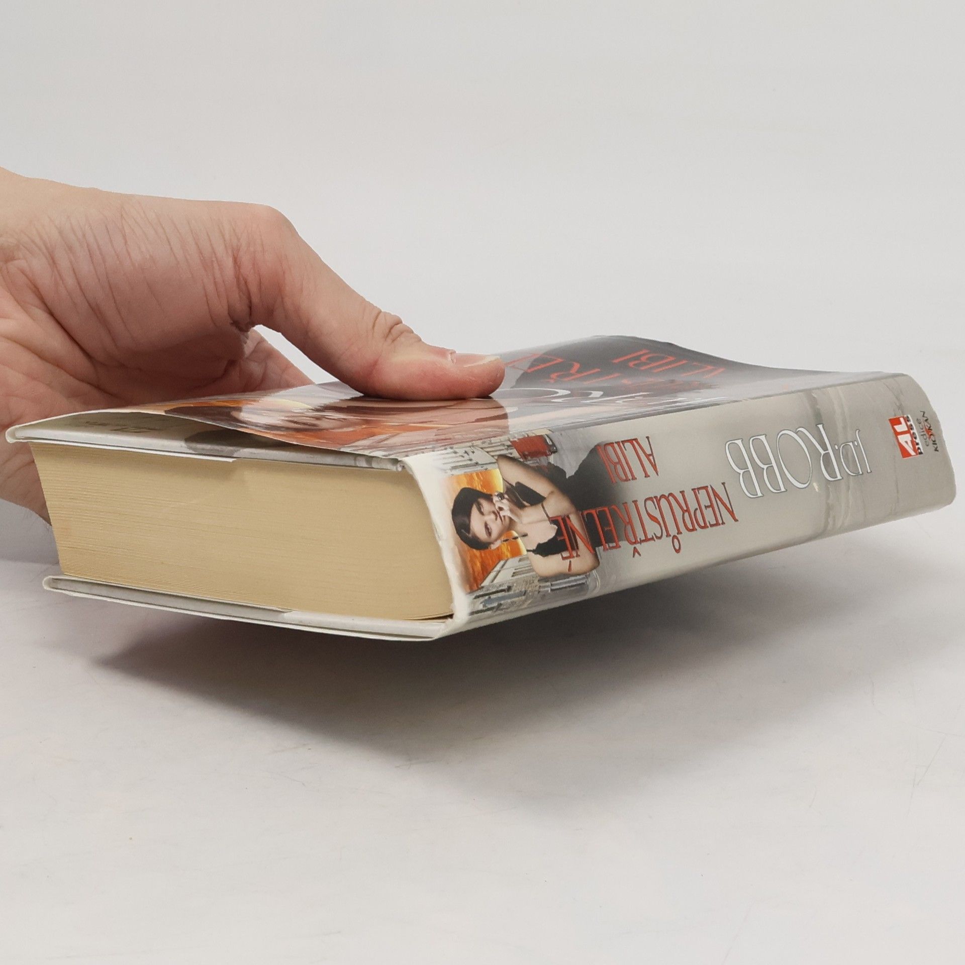 Nora Roberts Neprůstřelné alibi